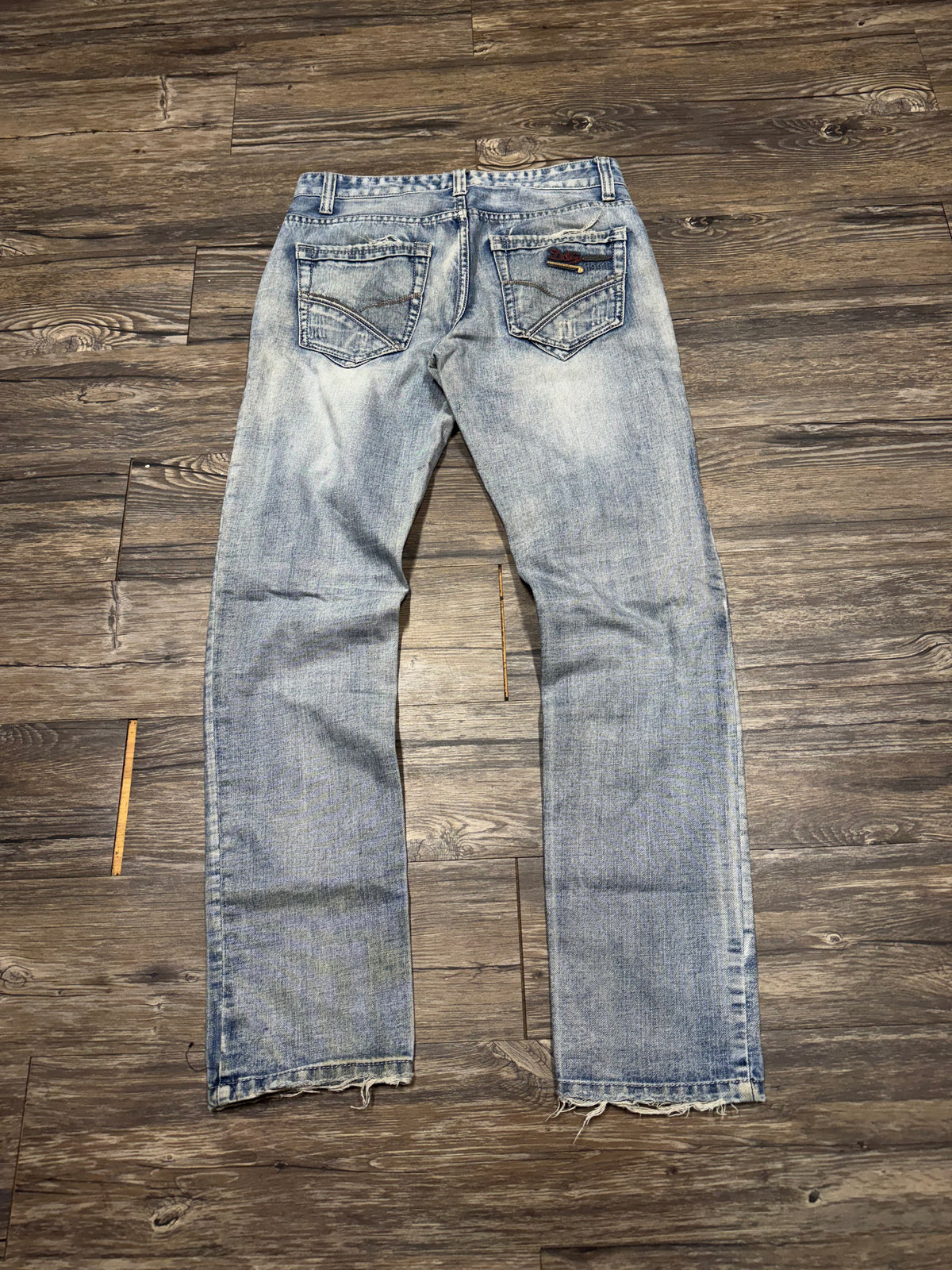 DOLCE & GABBANA 00’s LIGHTWASH SLIMFIT DENIM JEANS (31)