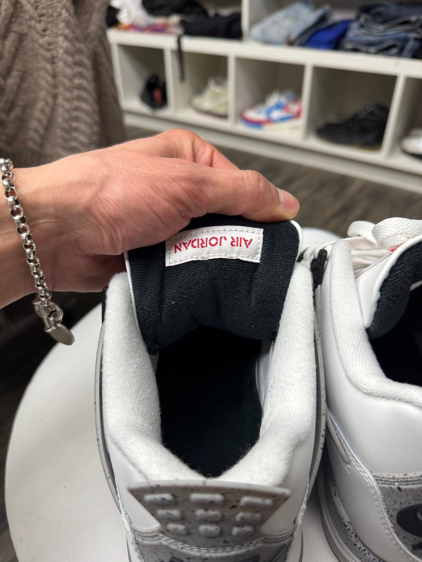 JORDAN 4 RETRO WHITE CEMENT (10)