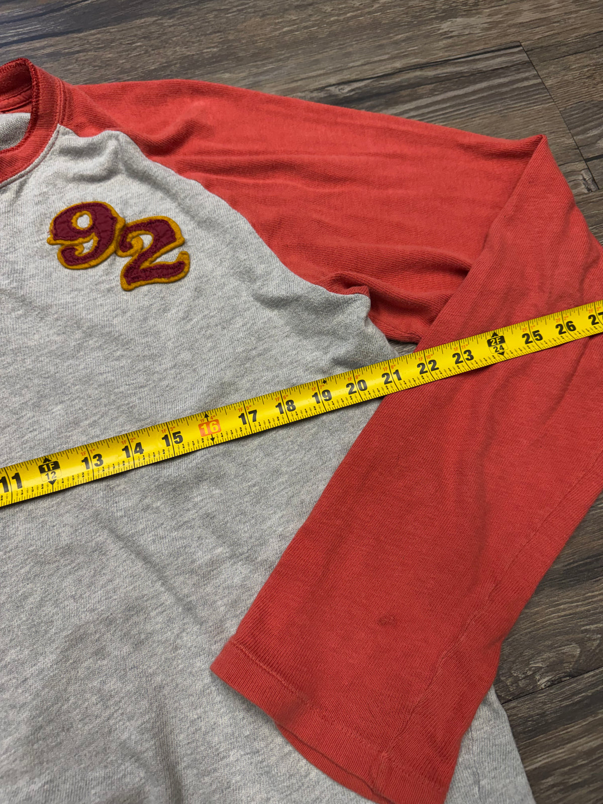 ABERCOMBIE & FITCH MULTI-COLOR "92" HENLEY LONG-SLEEVE (M)
