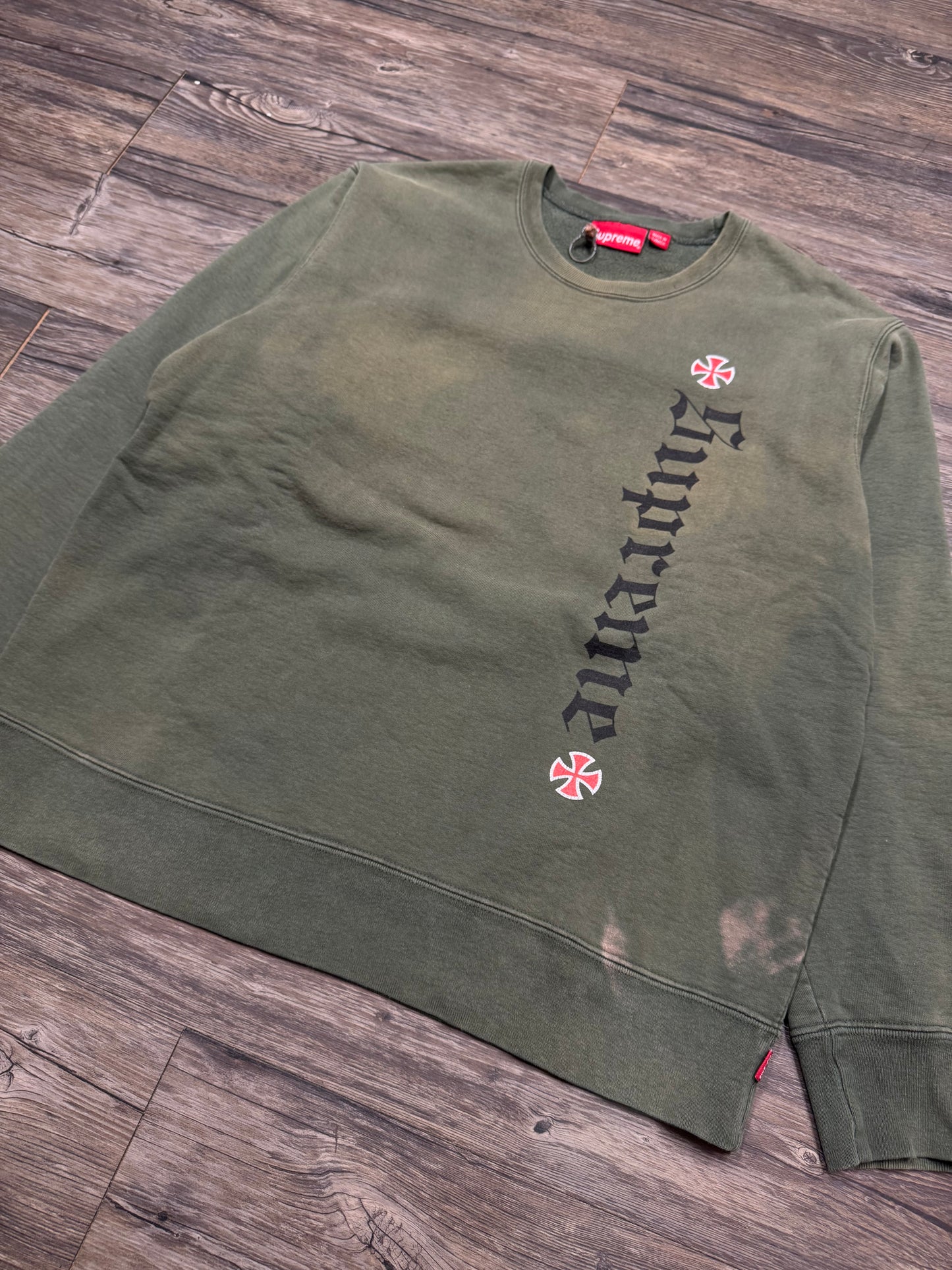 SUPREME F*CK THE REST FADED CREWNECK (RARE COLOR) (LARGE)