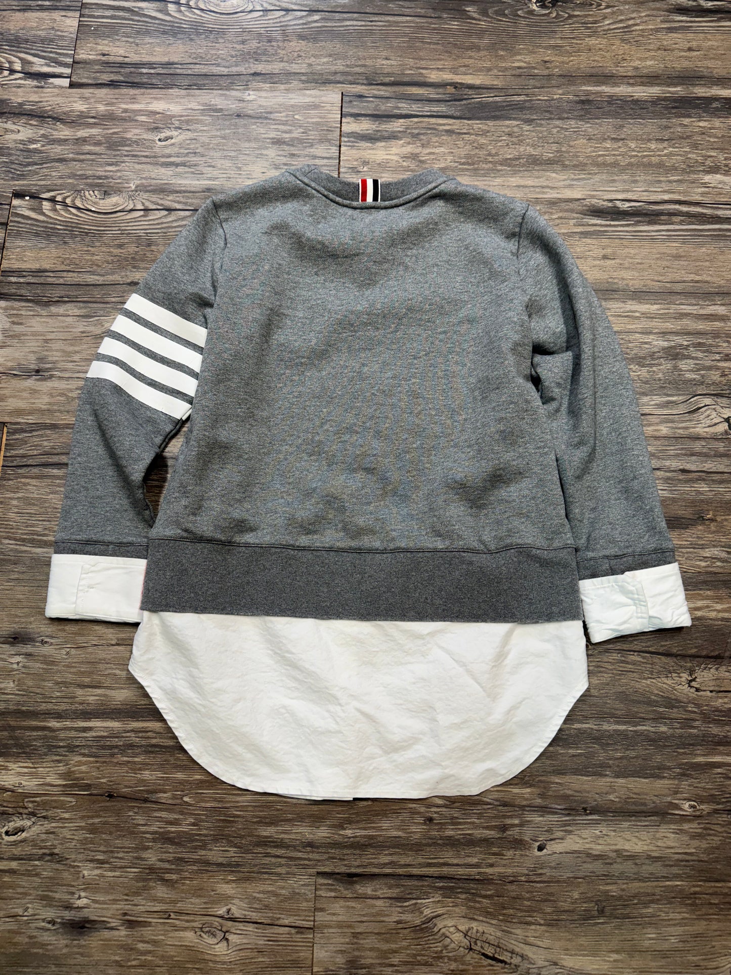THOM BROWNE 4-BAR BUTTON UP CREW (S)