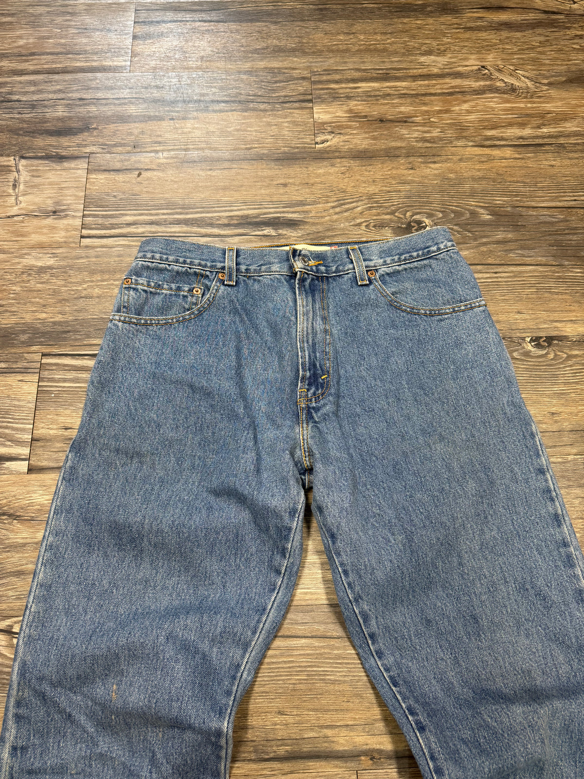 LEVI 517 BOOT-CUT BLUE JEANS (33)