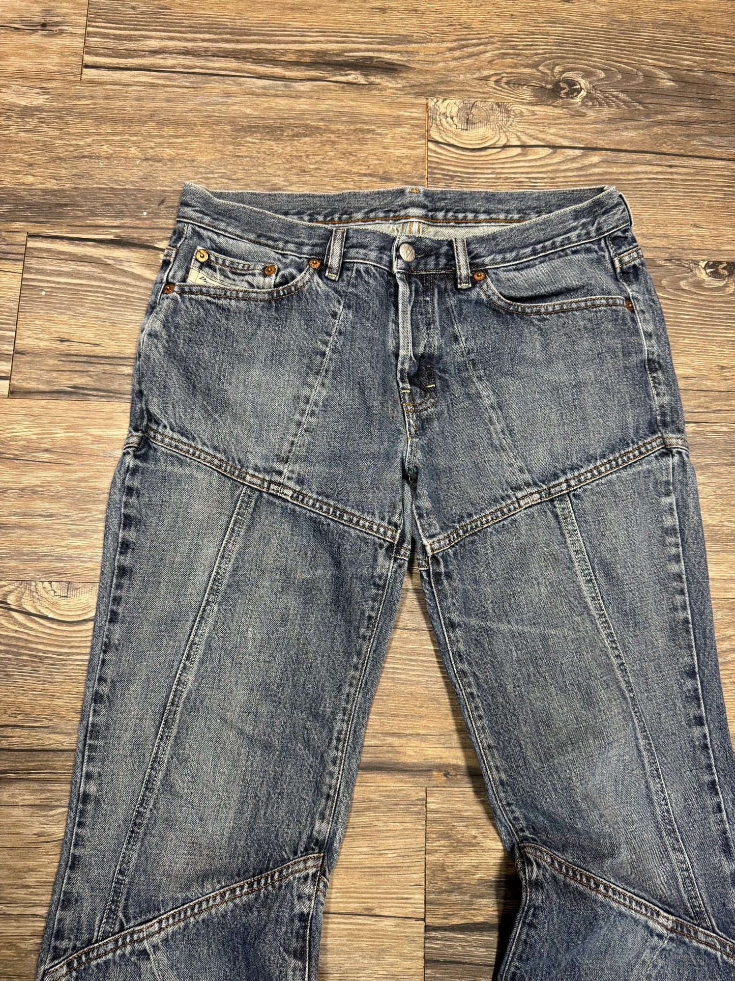 DIESEL PATCHWORK FLARE JEANS (32x31)