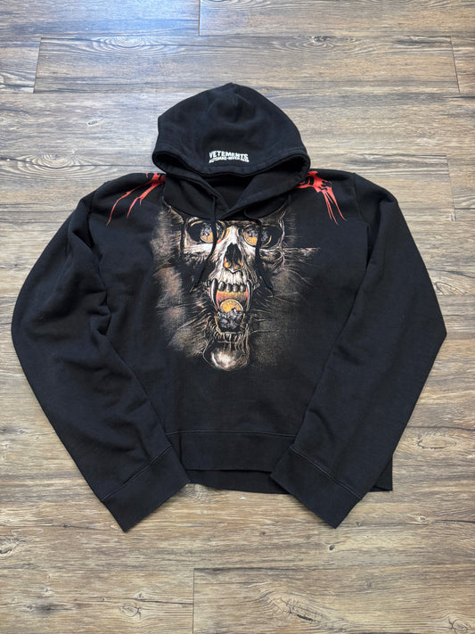 VETEMENTS AW18 MISPLACED SKULL HOODIE (S)