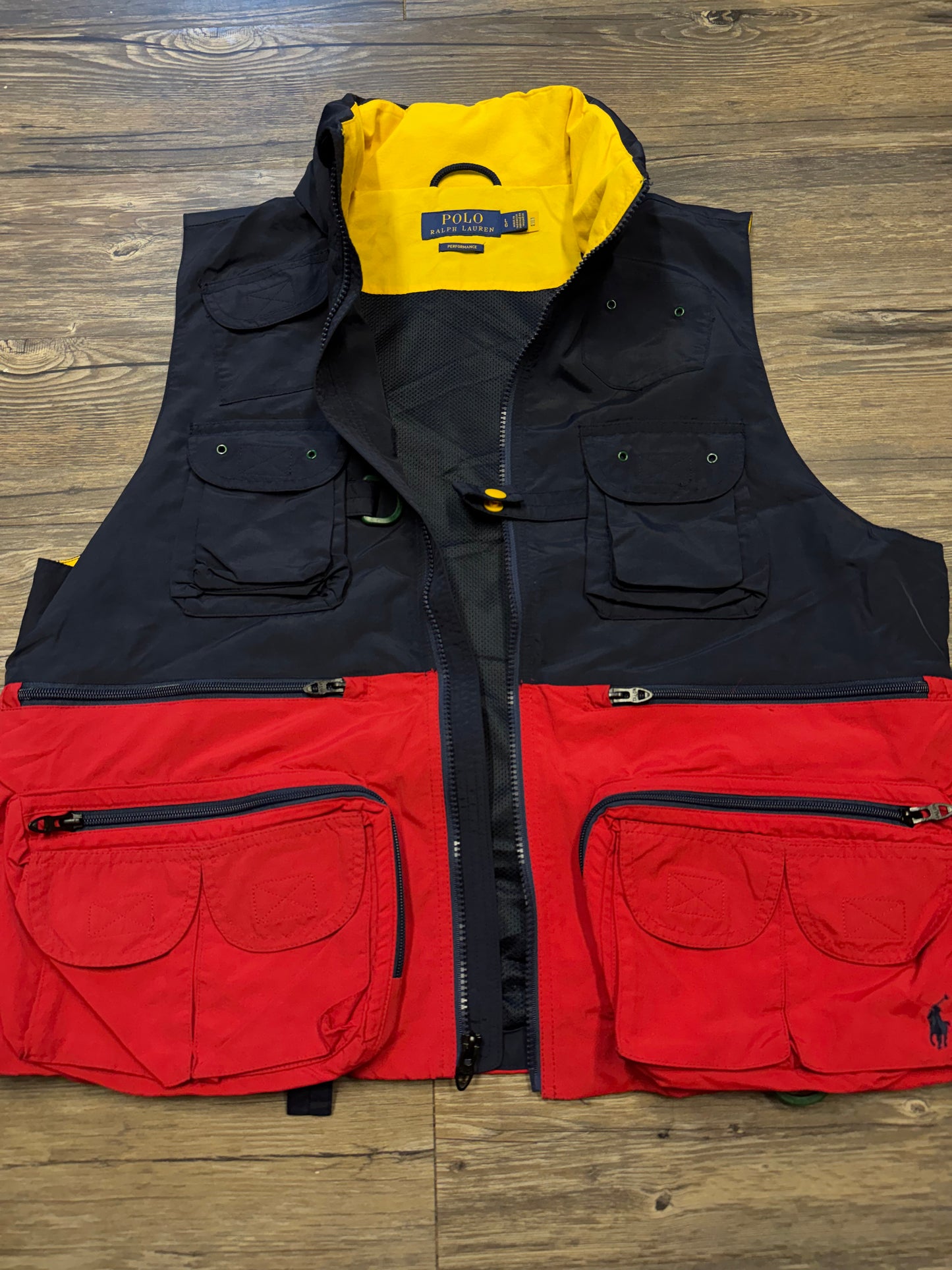 POLO RALPH LAUREN HI TECH UTILITY YACHT VEST (L)