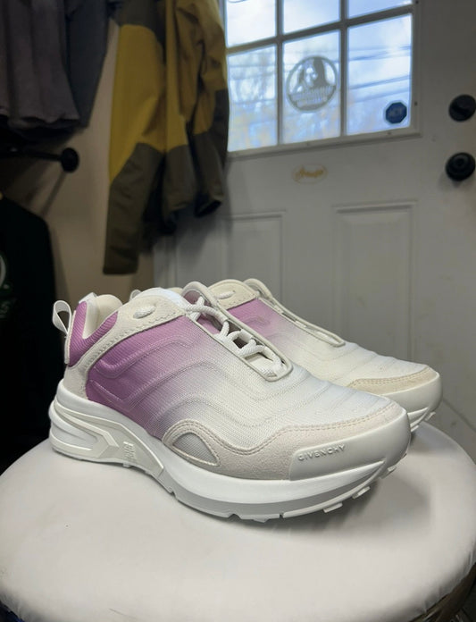 GIVENCHY GIV 1 LIGHT SNEAKERS (M 8.5)