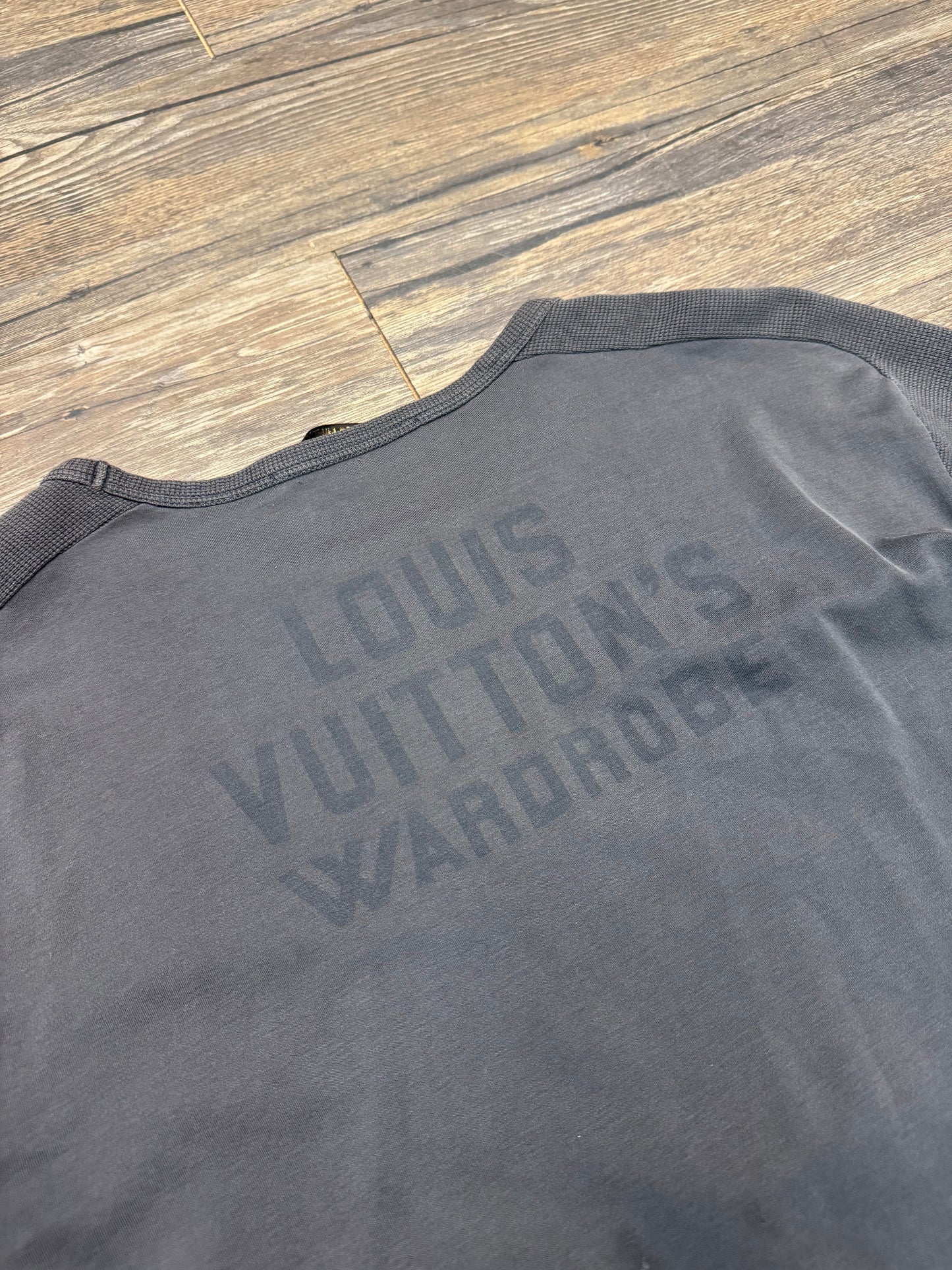 LOUIS VUITTON’s WARDROBE WAFFLE KNIT LONG SLEEVE (L)