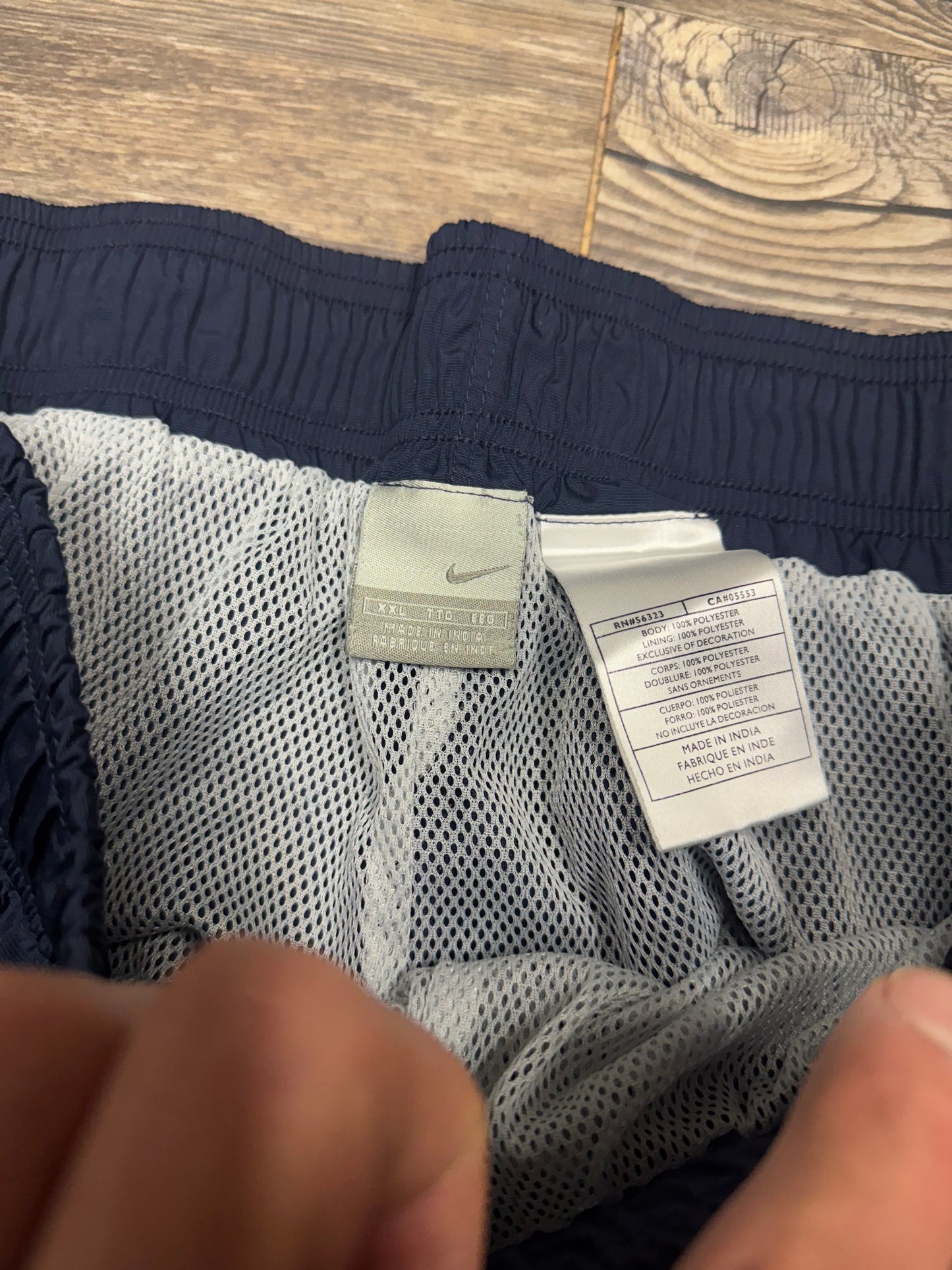 VTG 00’s TEAR AWAY NIKE PANTS (L)