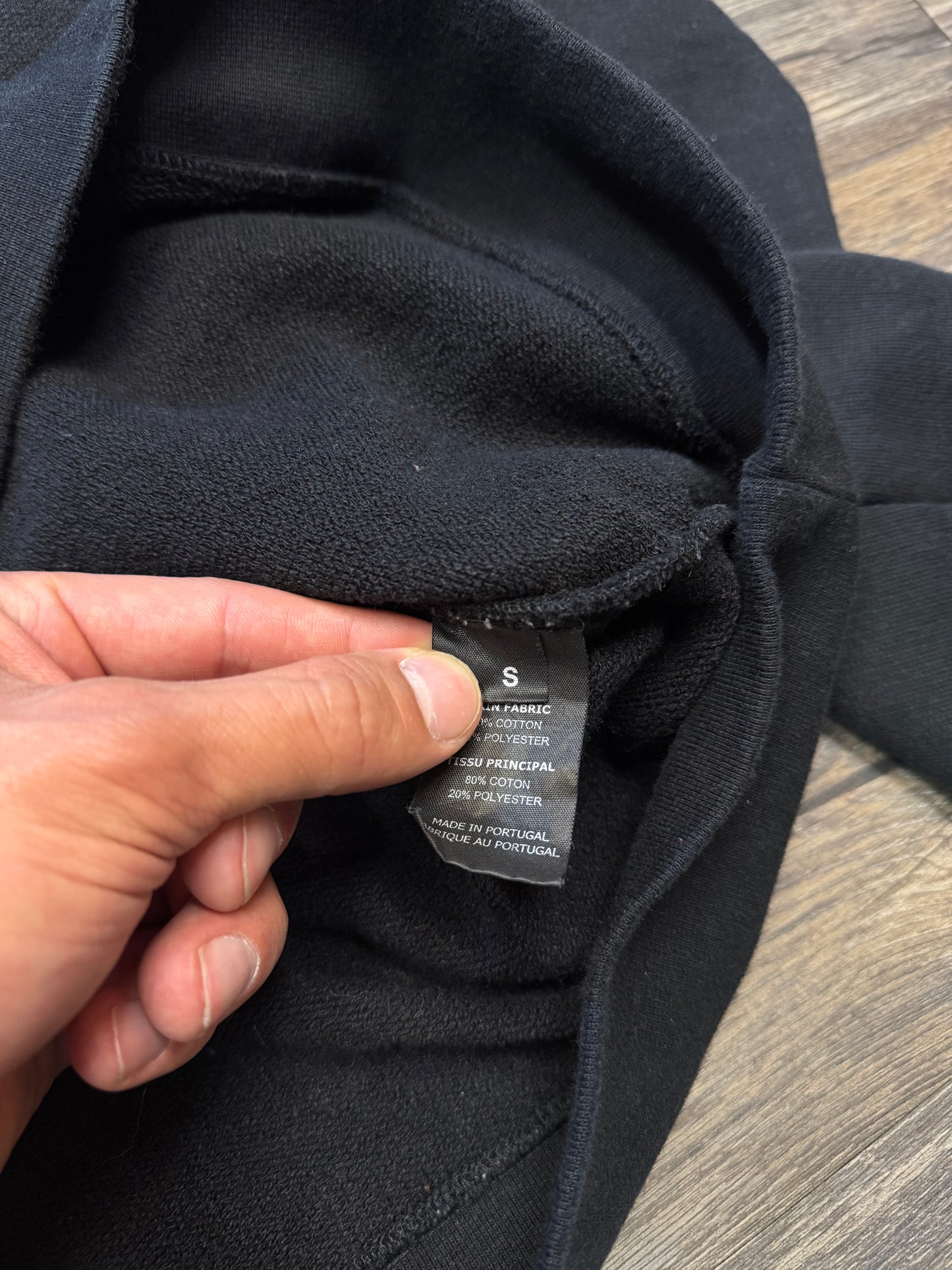 VETEMENTS AW18 MISPLACED SKULL HOODIE (S)