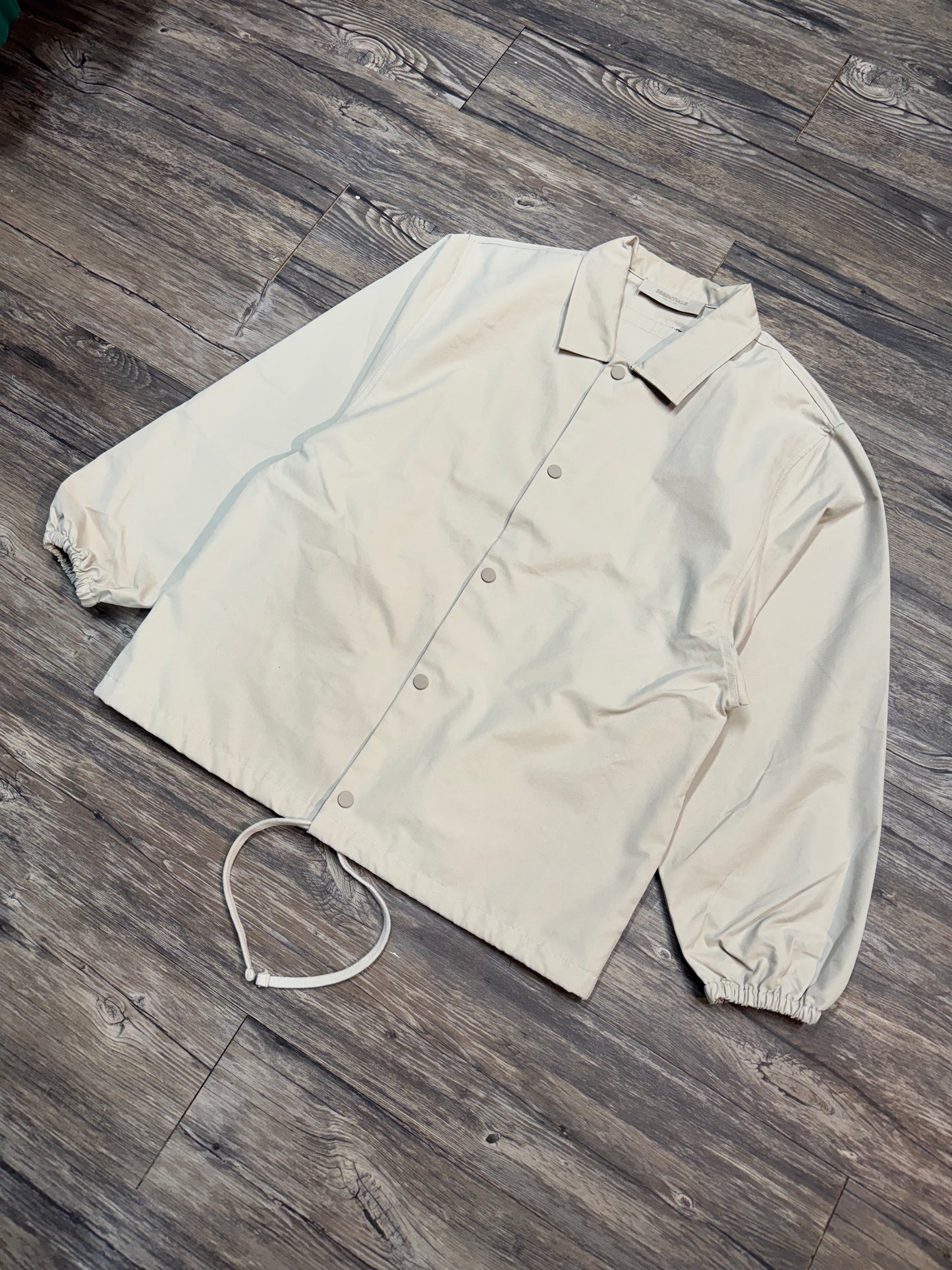 ESSENTIALS 1977 BUTTON UP JACKET (XS)
