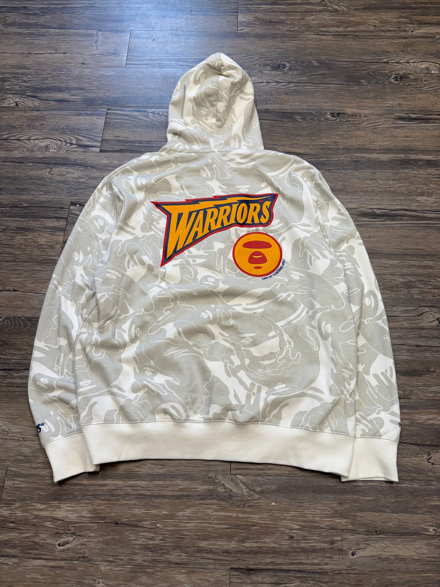 BAPE MITCHELL & NESS WARRIORS CAMO HOODIE (XXL)