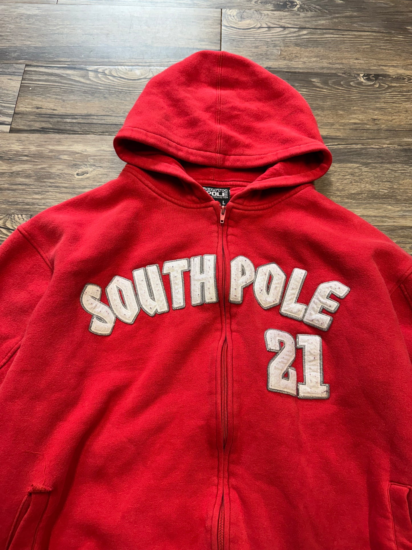 SOUTH POLE ITALIC LETTERED ZIP UP SWEATSHIRT (L)
