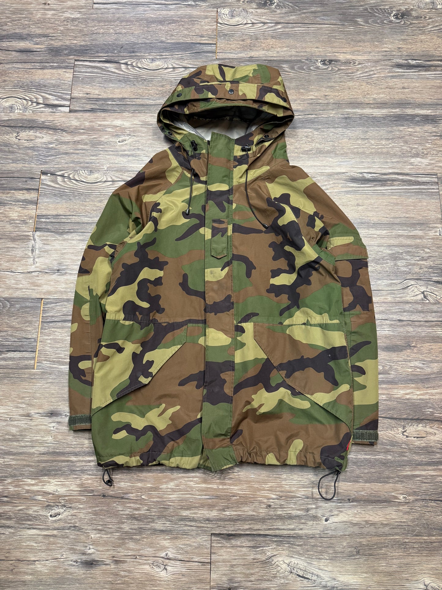 SUPREME ARABIC CAMO ANORAK (S)