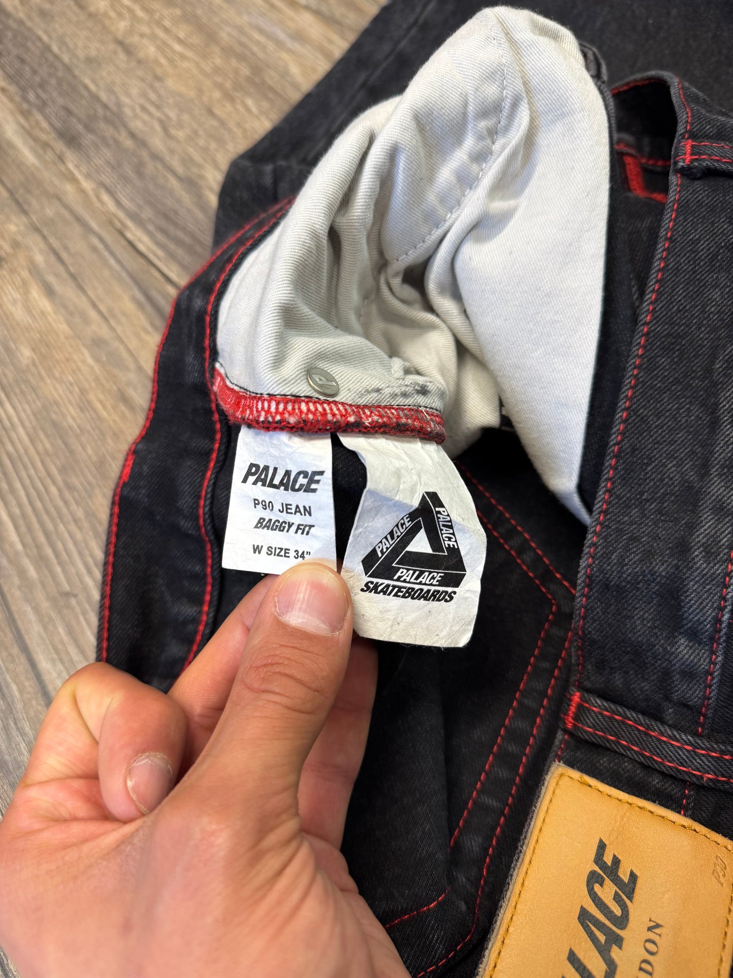 PALACE FW25 SUSANOO P90 STENCIL BAGGY DENIM (34)