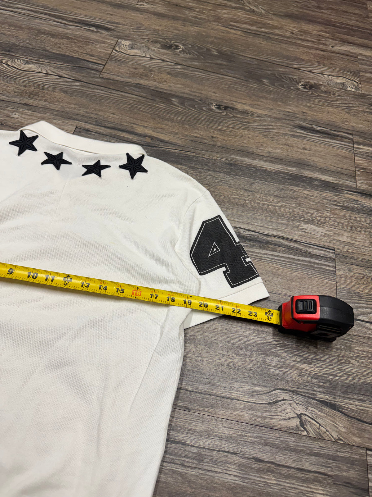 GIVENCHY STAR NECK POLO (L)