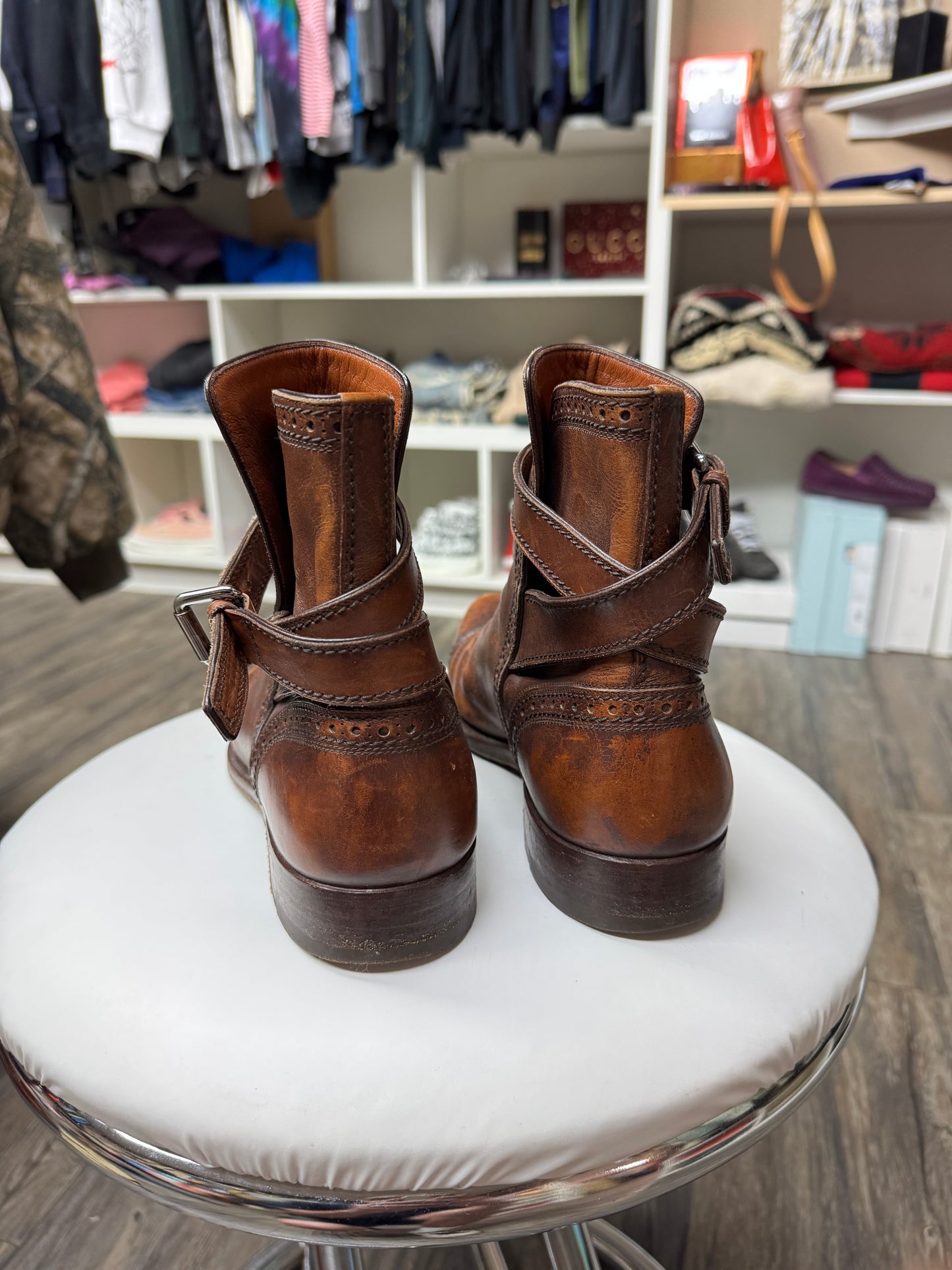 LOUIS VUITTON FADED BROWN LEATHER CHELSEA BOOTS (8.5)