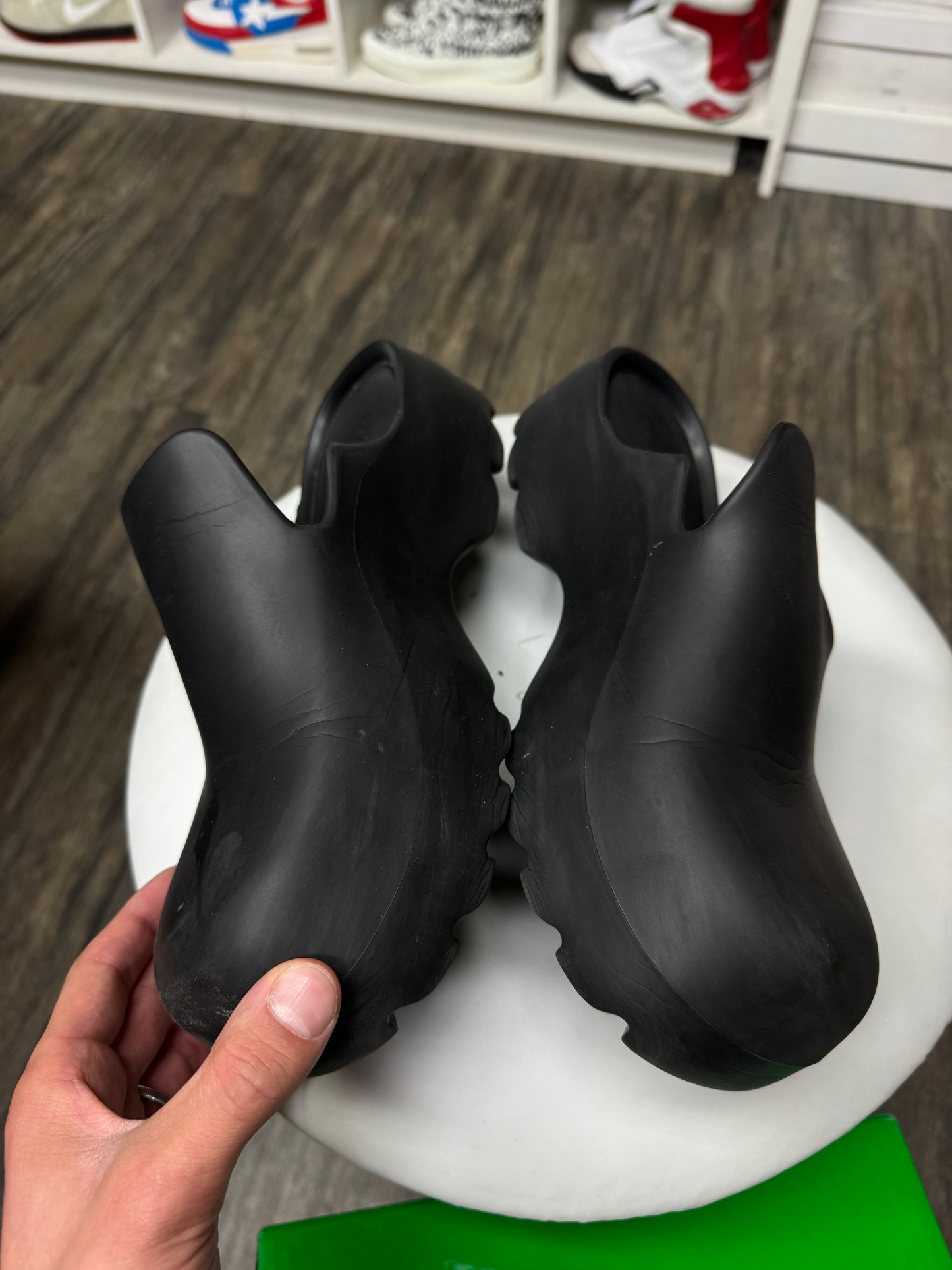 BOTTEGA VENETA BLACK RUBBER MULES (10.5)