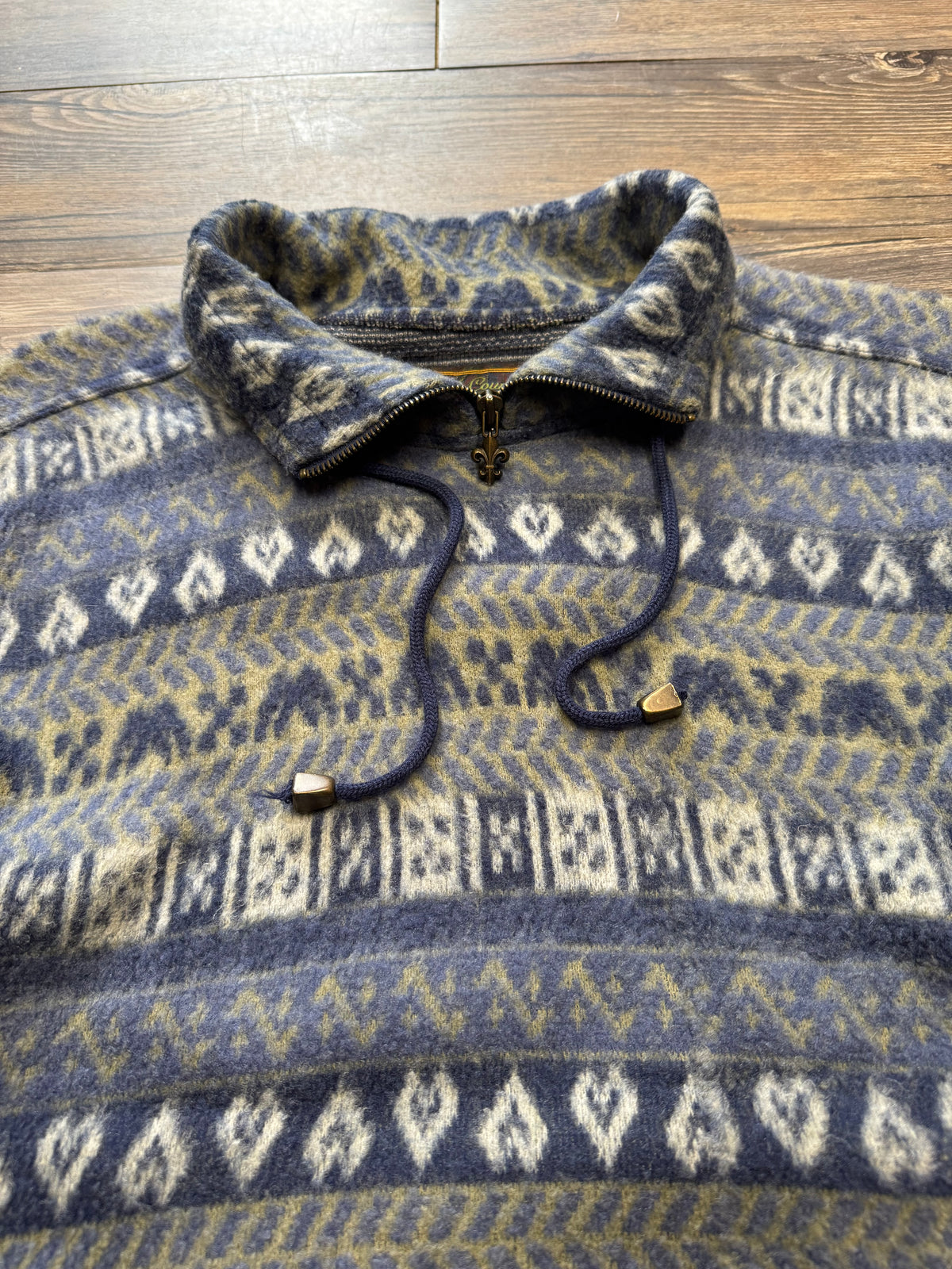 FRENCH COUNTRY EXPRESS AZTEC FLEECE QUARTER ZIP (XS)