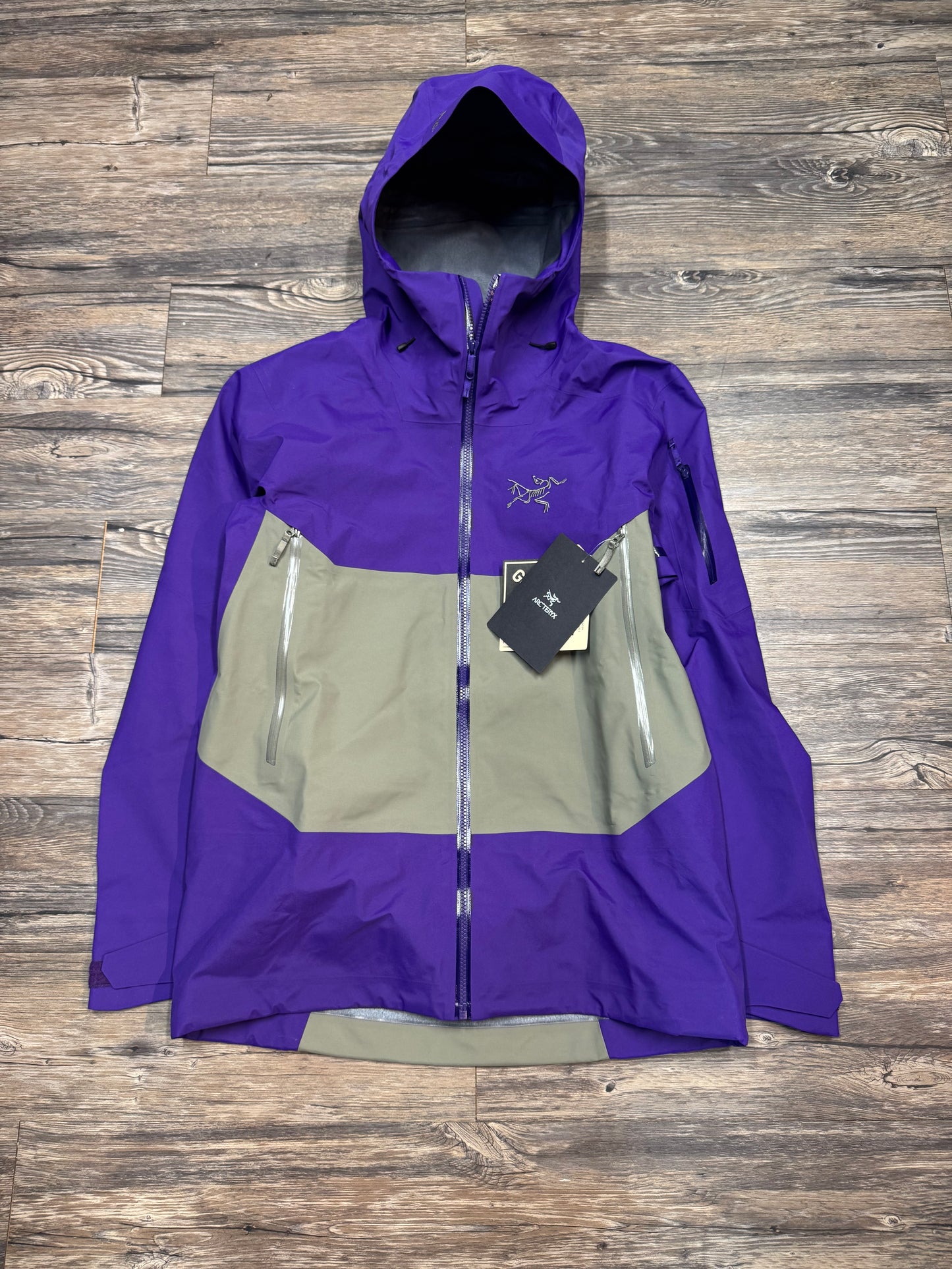 PURPLE ARCTERYX ZIP-UP JACKET (MEDIUM)