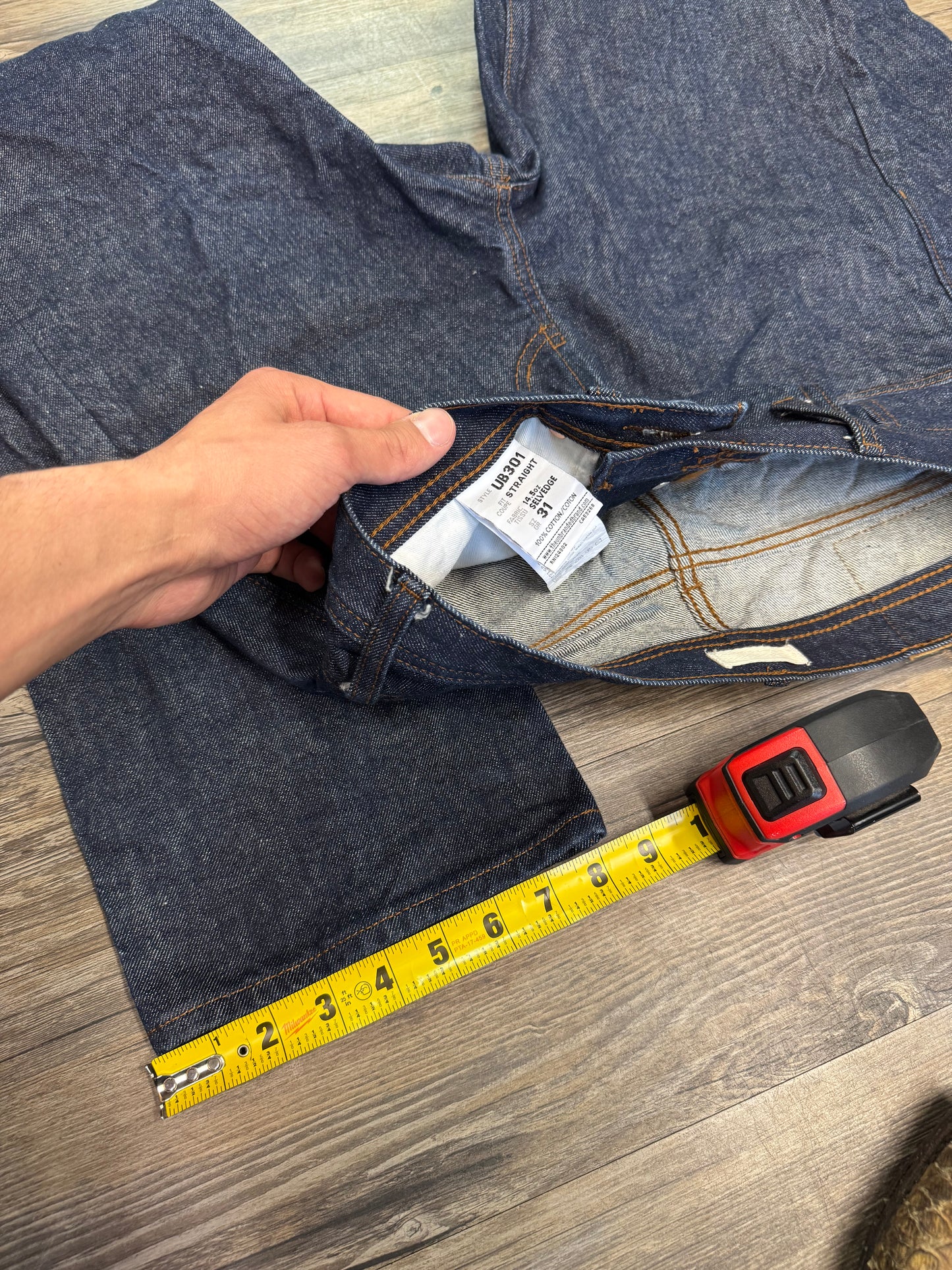 DARK INDIGO SELVEDGE SLIM FIT UB301 JEANS (30x32)