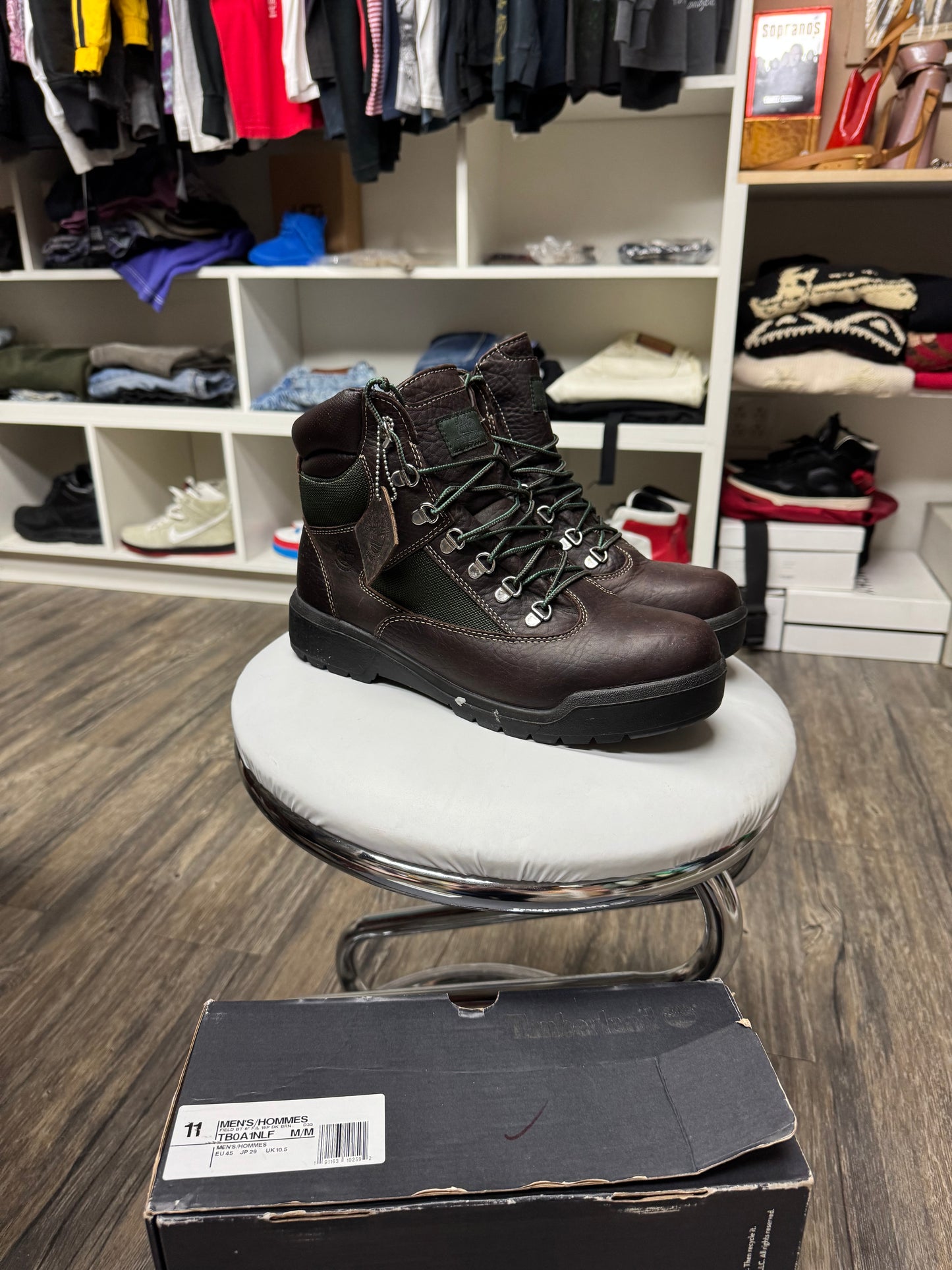 TIMBERLAND BROWN LEATHER HIKING BOOTS (11)