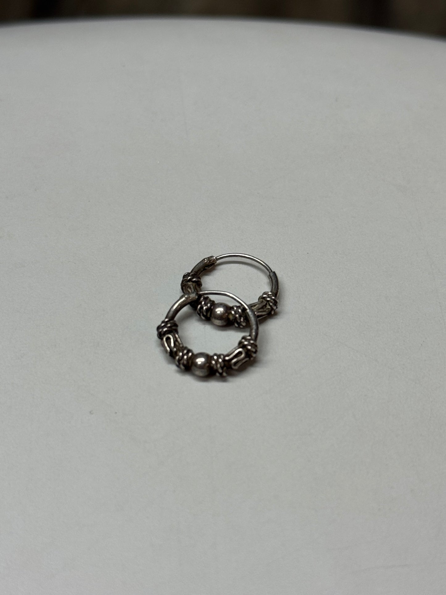STERLING SILVER HOOP EARRINGS (OS)