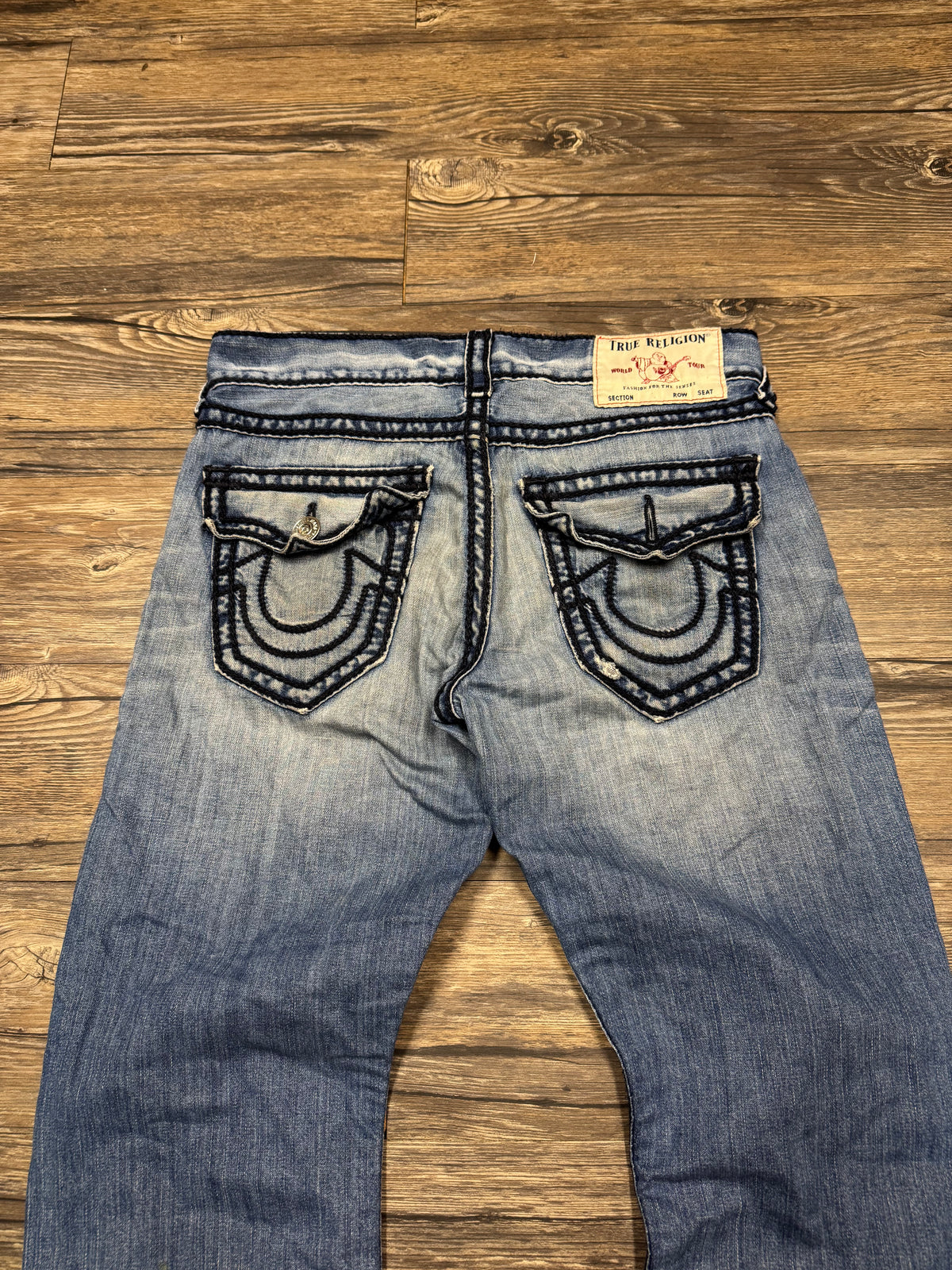 TRUE RELIGION RICKY RELAXED STRAIGHT LEG DARK BLUE STITCH JEANS (31)