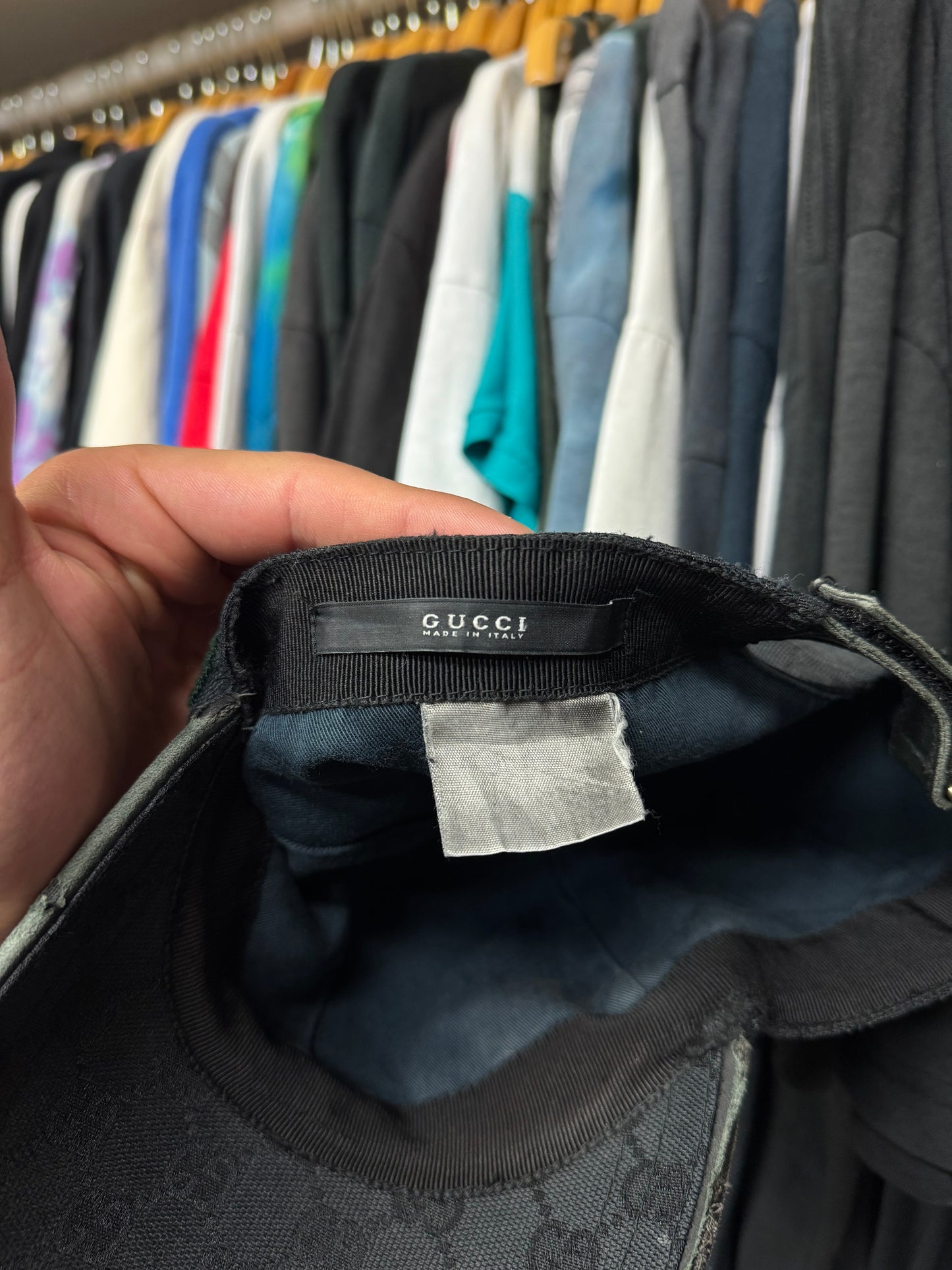 GUCCI MONOGRAM BLACK BASEBALL CAP (M)