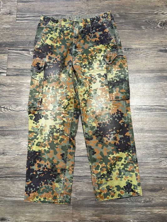 REAL DISTRESSED MILITARY CAMO PANTS (31)