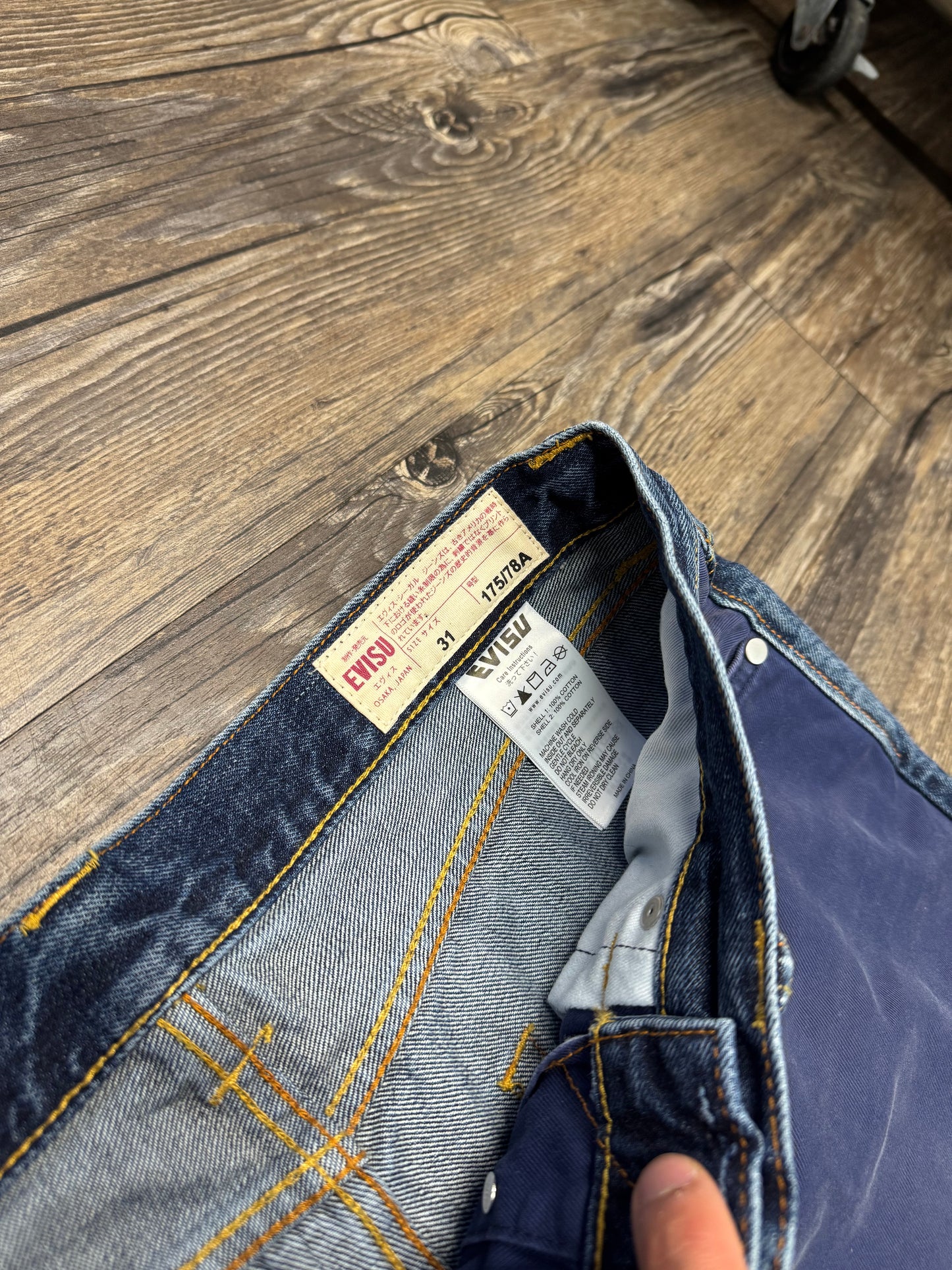 EVISU MULTICOLORED STRAIGHTLEG DENIM (31)