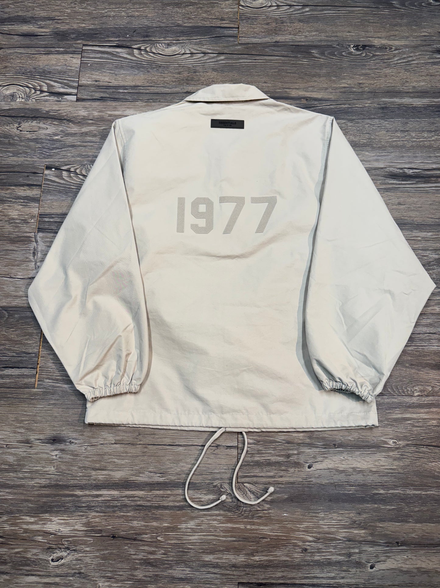 ESSENTIALS 1977 BUTTON UP JACKET (XS)
