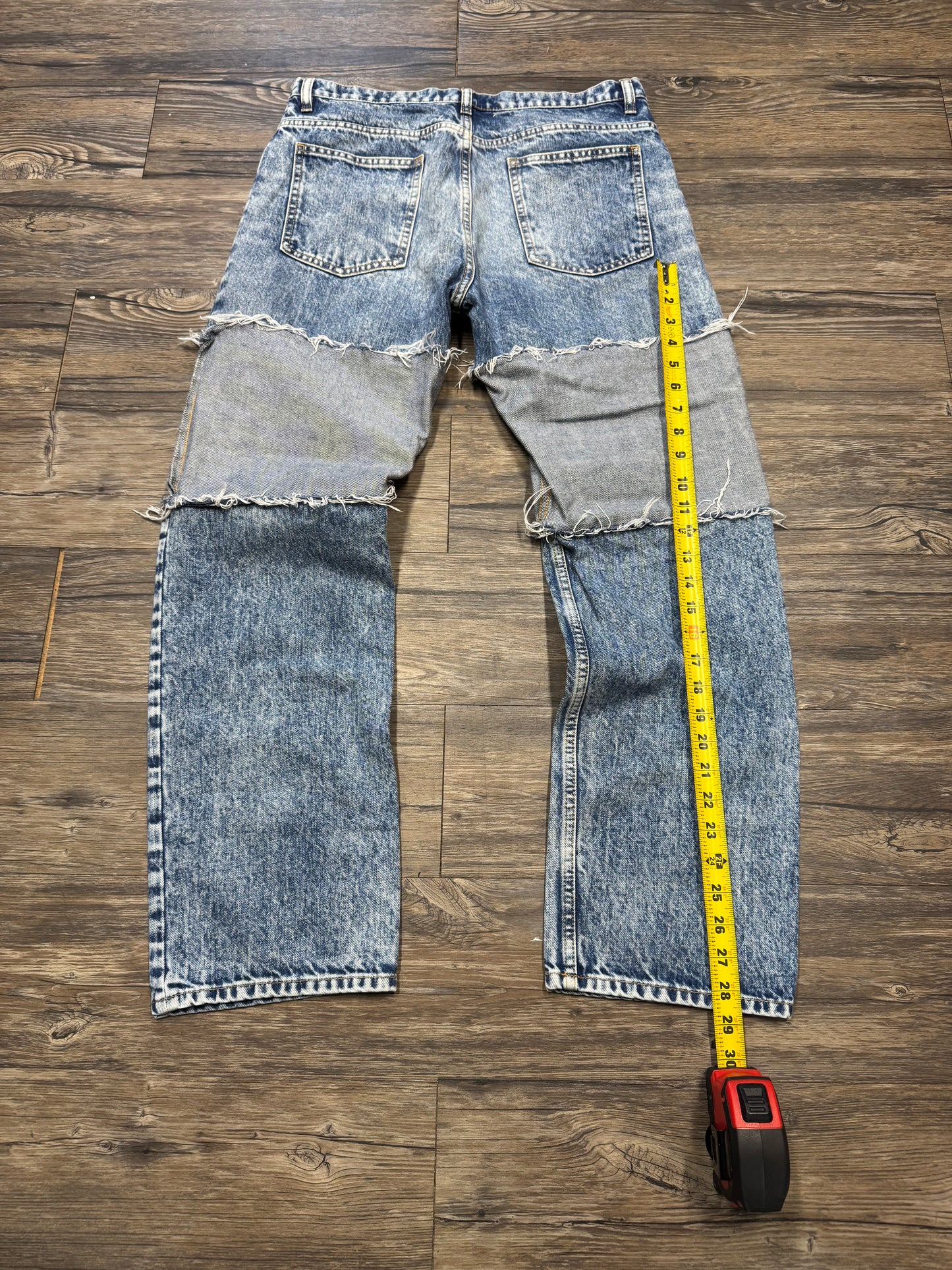MAISON MARGIELA ACID WASH SPLICED JEANS (31)