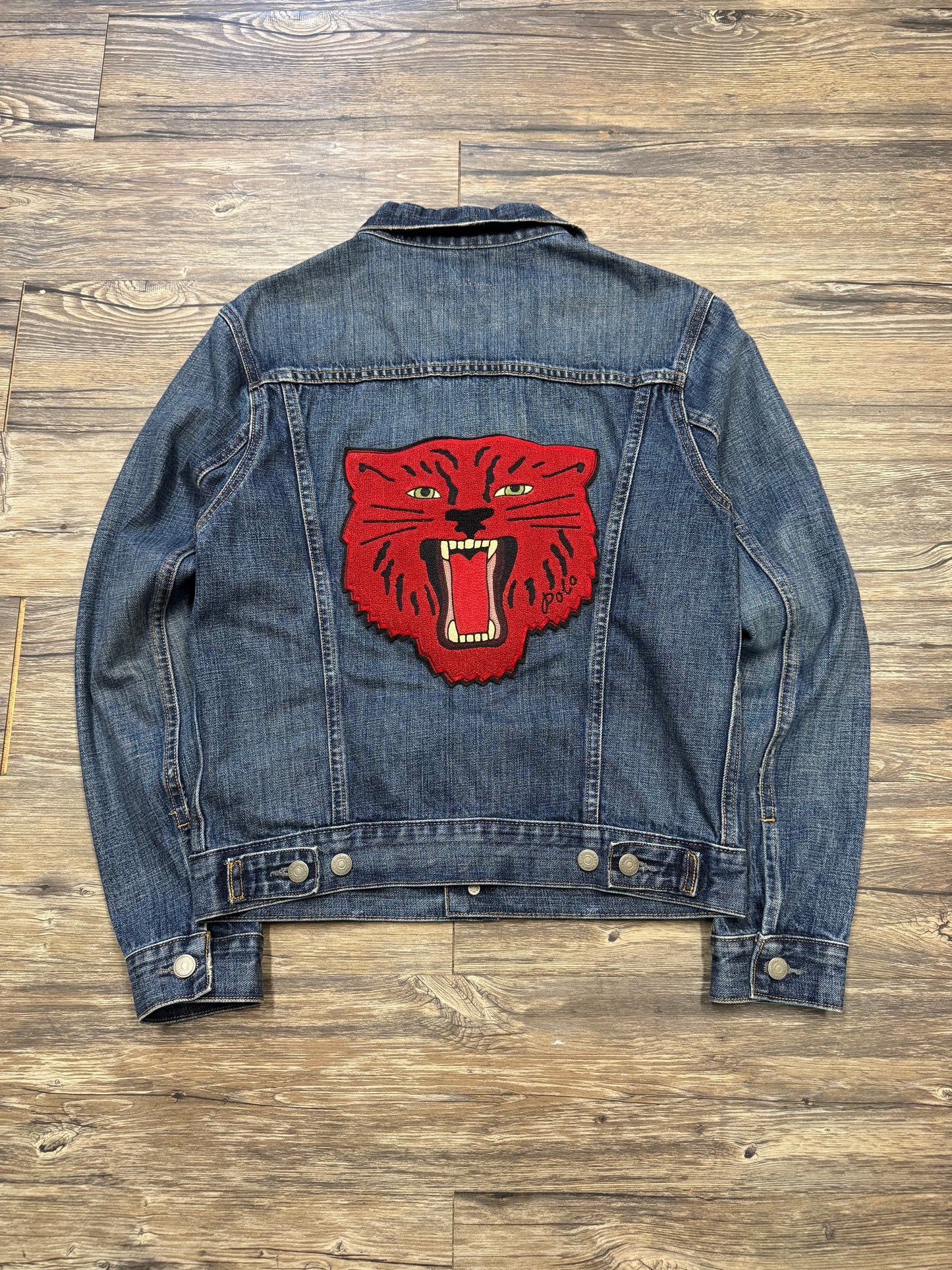 POLO RALPH LAUREN TIGER EASTERN LEAGUE DENIM TRUCKER JACKET (S)