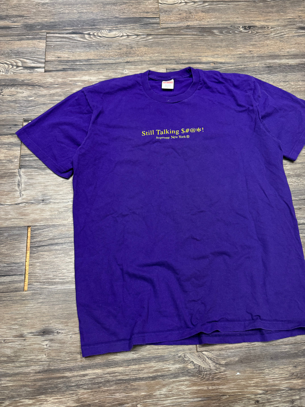 SUPREME "STILL TALKING S#@*!" GRAPHIC T-SHIRT (L)