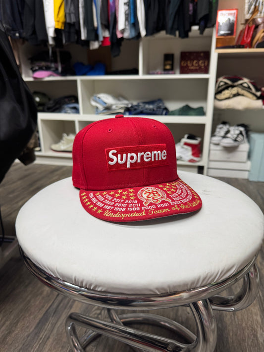SUPREME UNDISPUTED BOX LOGO NEW ERA FITTED HAT (7 3/8)