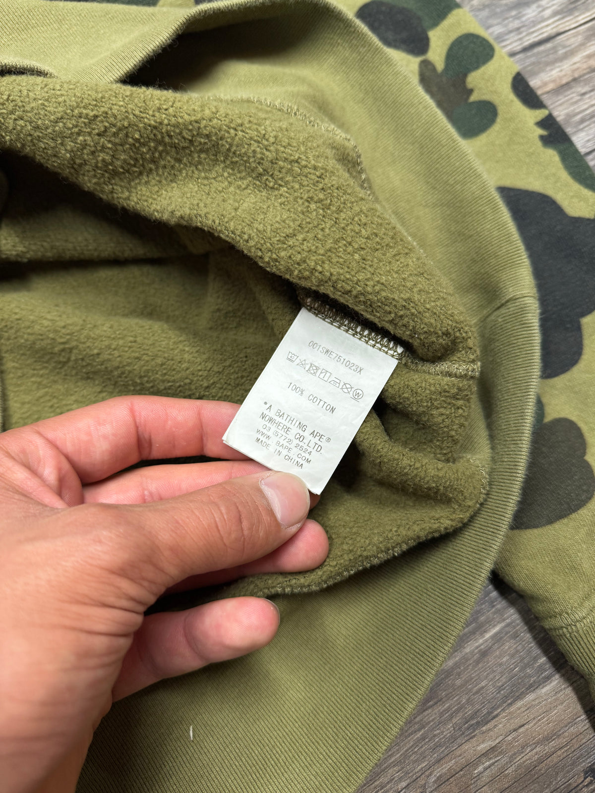 BAPE CLASSIC CAMO CREWNECK (M)