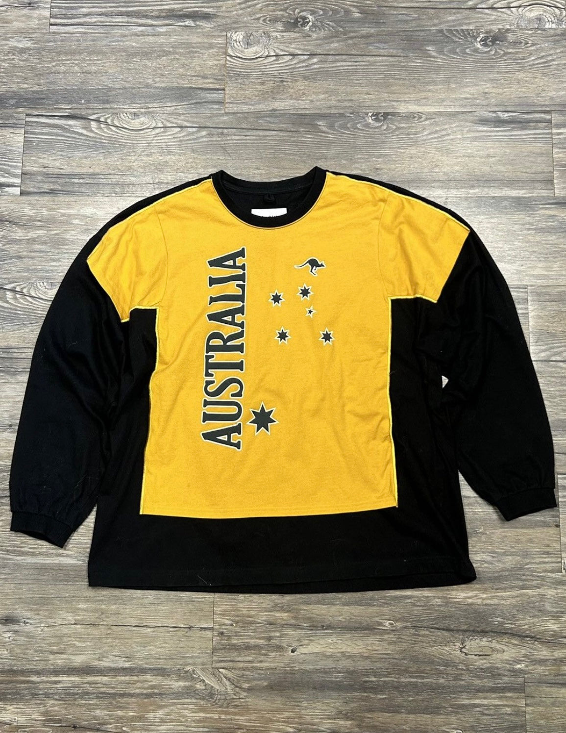 DOUBLET AUSTRALIA LONG SLEEVE T-SHIRT (SMALL)