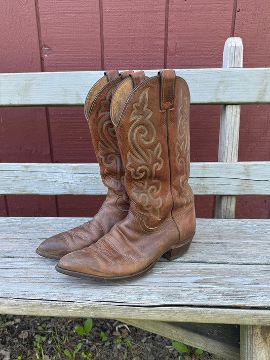 COWBOY BOOTS 100% GENUINE (10.5)