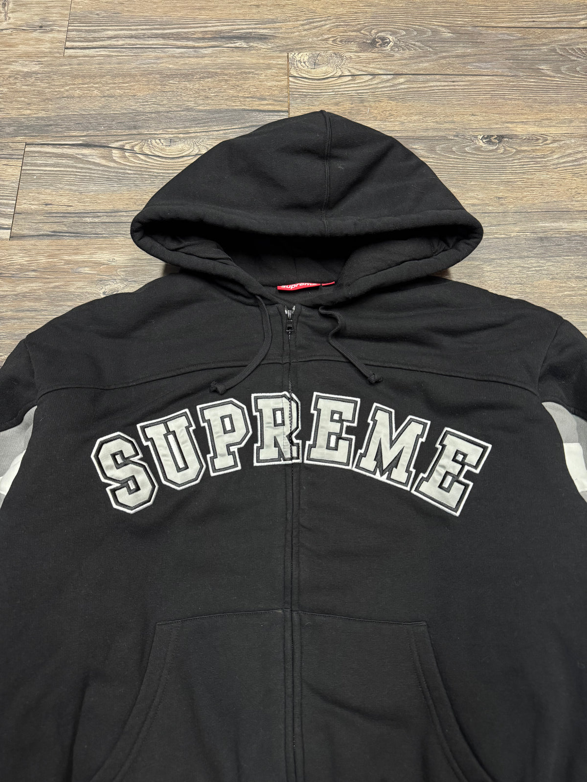 SUPREME VARSITY LOGO LETTER HOODIE (L)