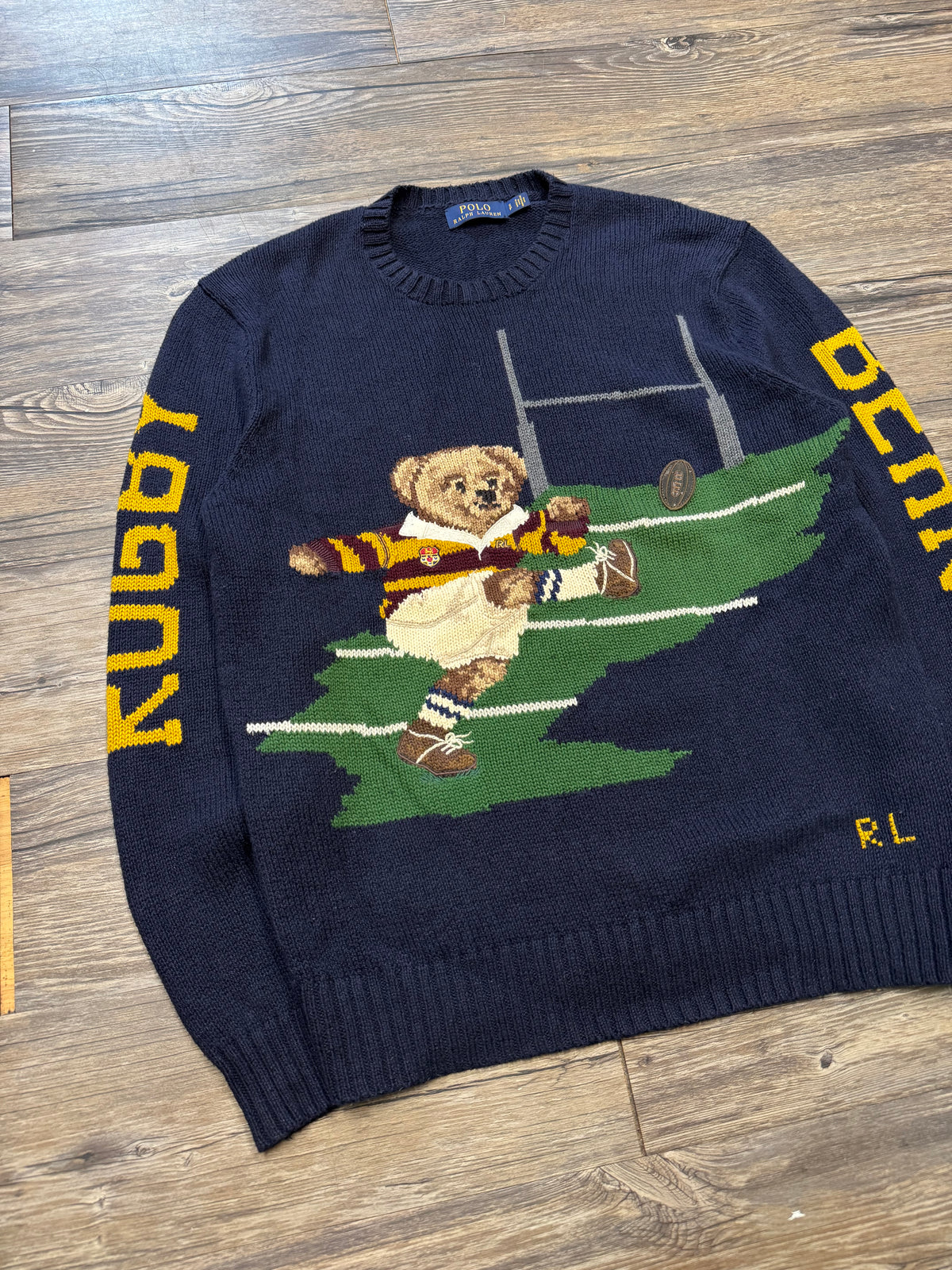 POLO RALPH LAUREN RUGBY BEAR KNIT SWEATER (S)