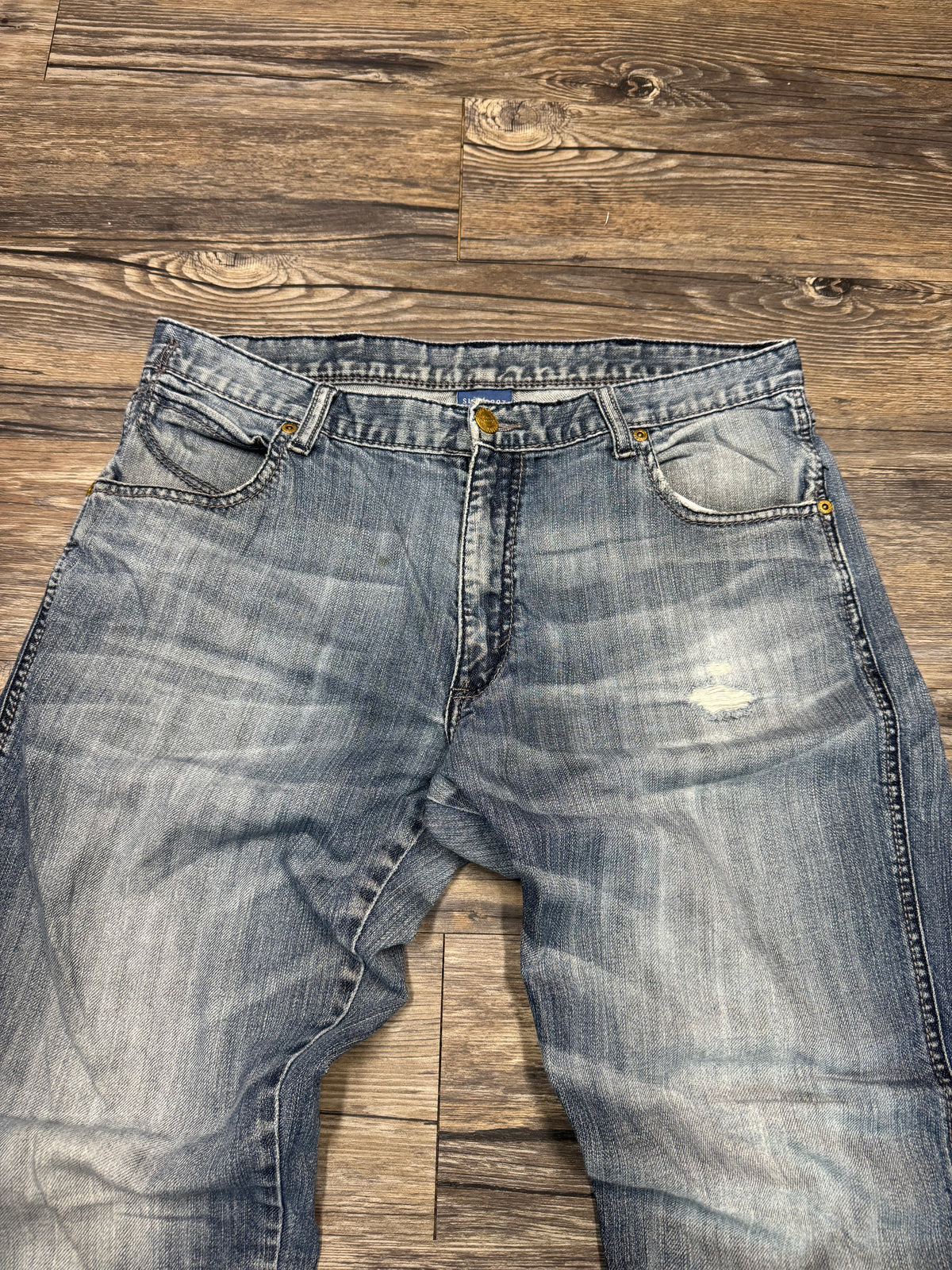 WRANGLER Y2K FADED & DISTRESSED SLIM BOOT CUT JEANS (32)