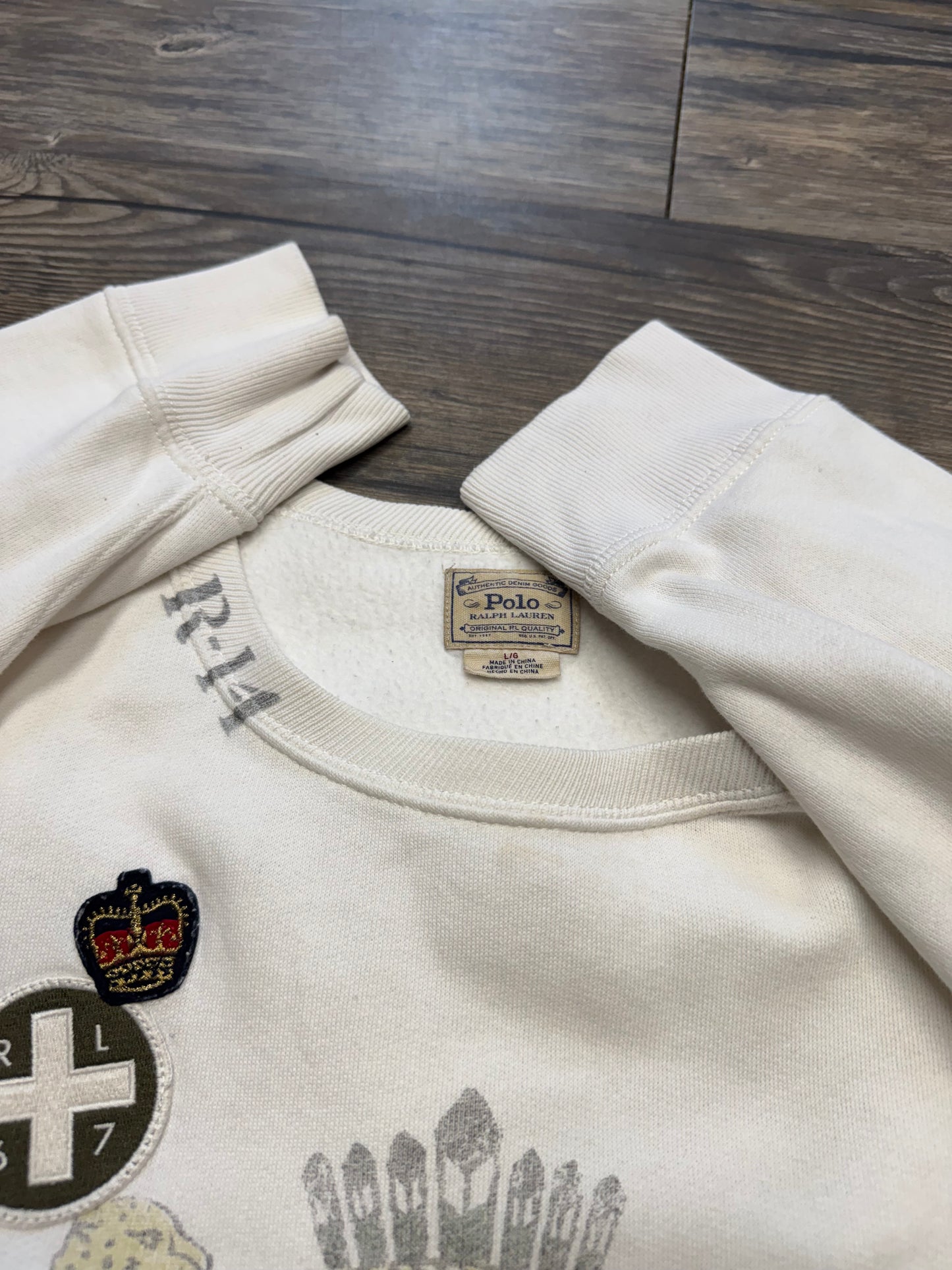 POLO RALPH LAUREN EURO EXCLUSIVE HAND STENCILED CREST CREWNECK (L)
