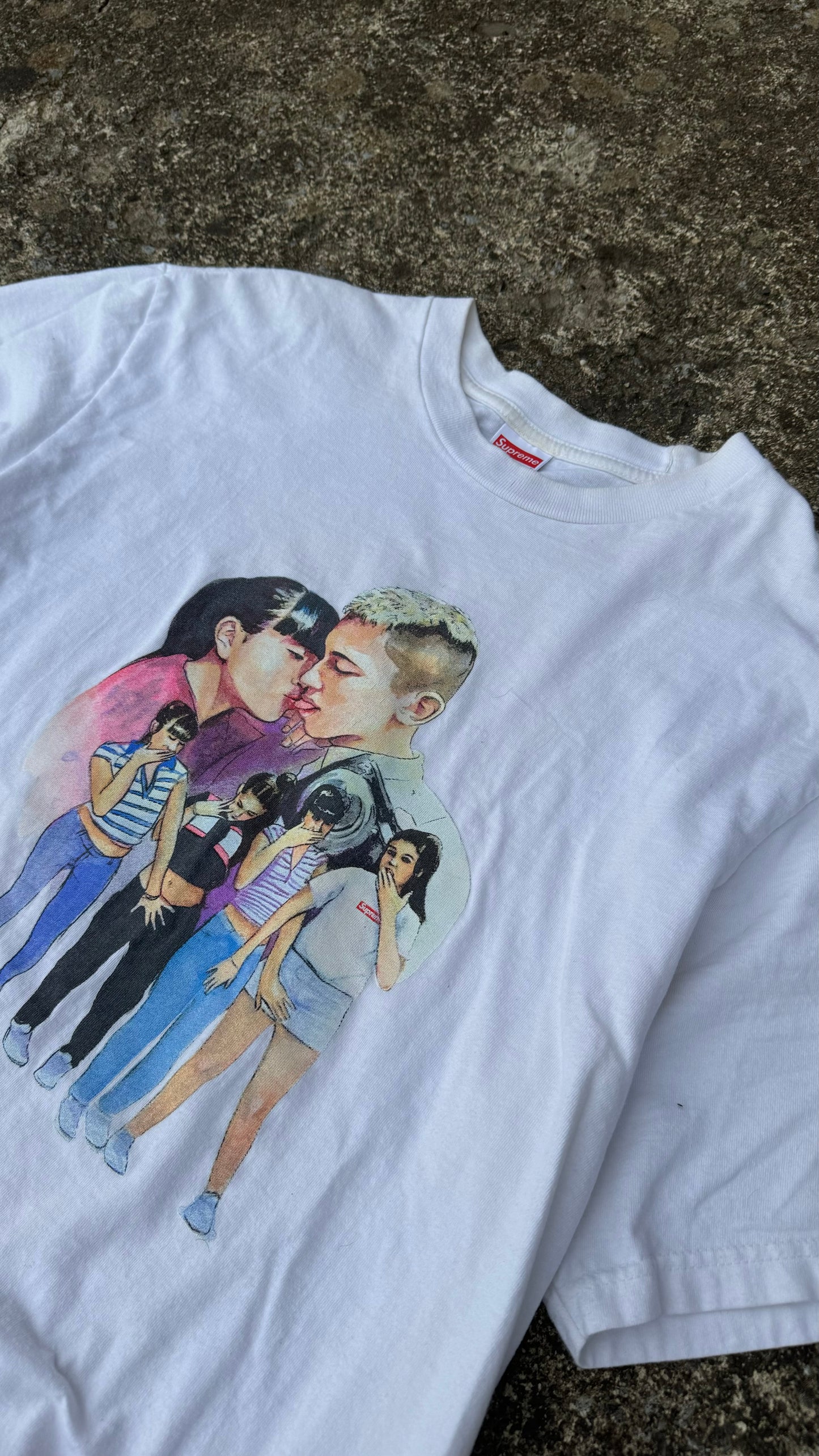 SUPREME LOVERS GRAPHIC TEE (L)