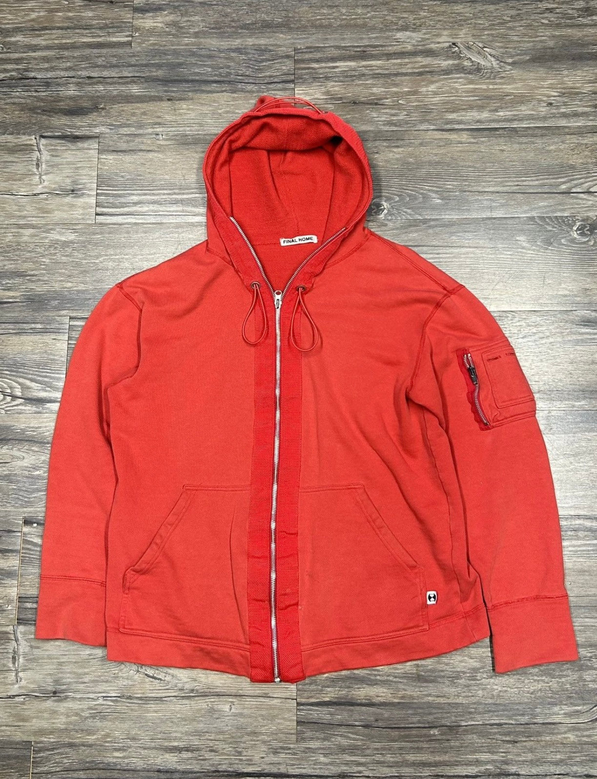 FINAL HOME ZIP-UP HOODIE (MEDIUM)