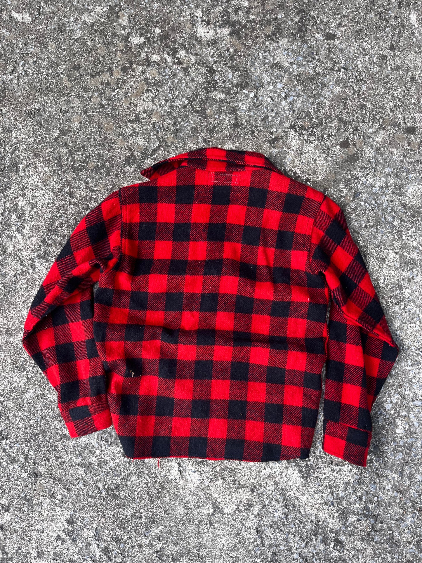 LEGION OUTER-WEAR BUTTON UP FLANNEL (MEDIUM)