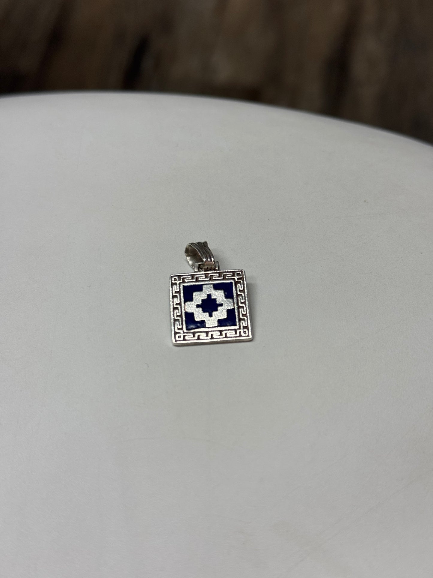 STERLING SILVER WESTERN STYLE PENDANT (OS)