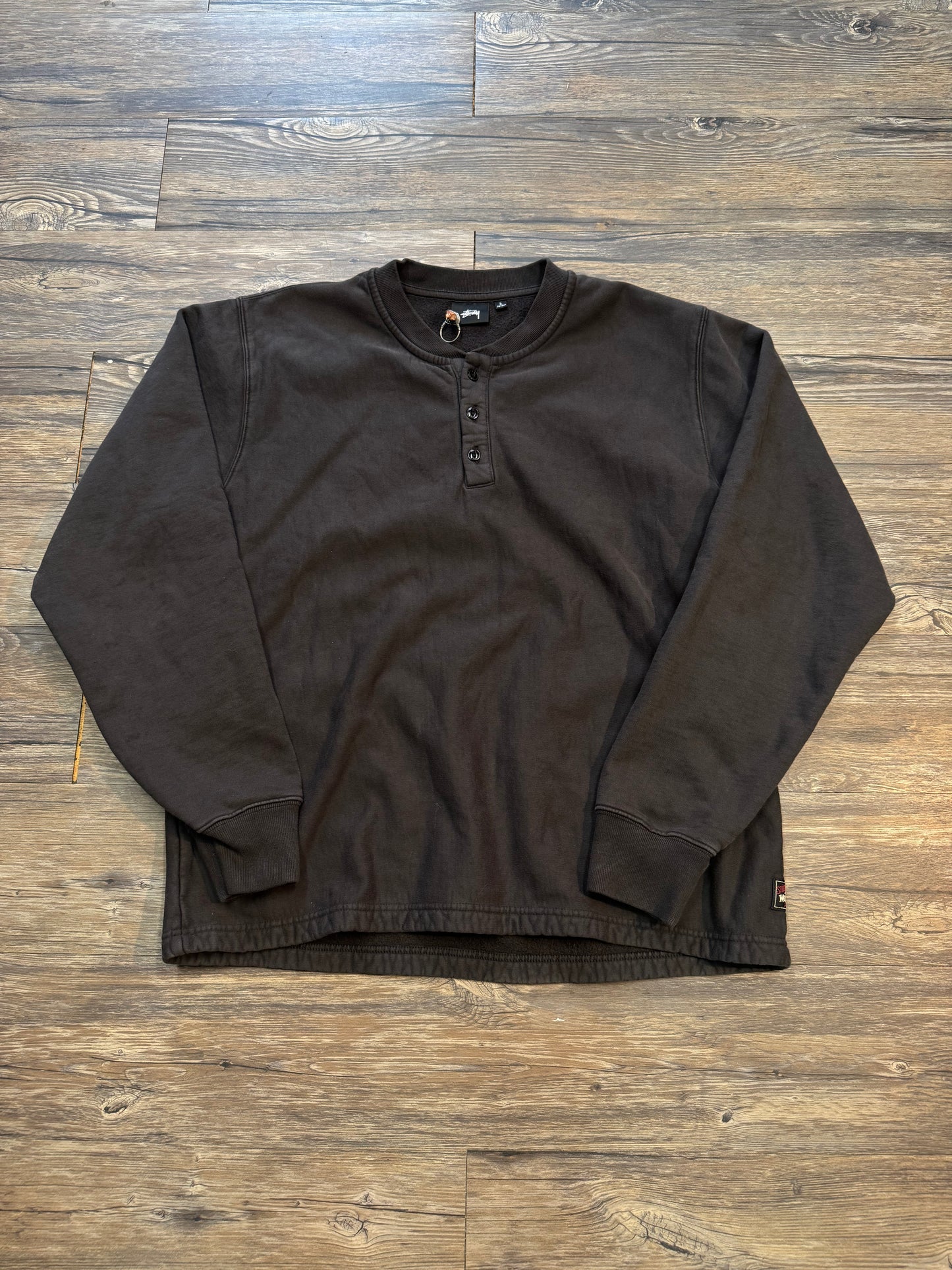 STUSSY WORKWEAR FADED BLACK HENLEY (L)