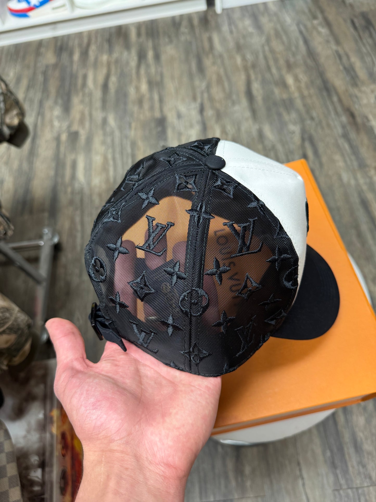 LV X GOLF THE CREATOR MESH SNAP BACK HAT (OS)