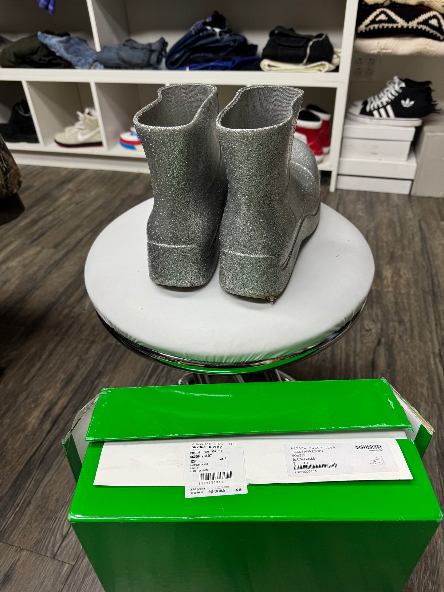 BOTTEGA VENETA GLITTER PUDDLE BOOTS (10.5)