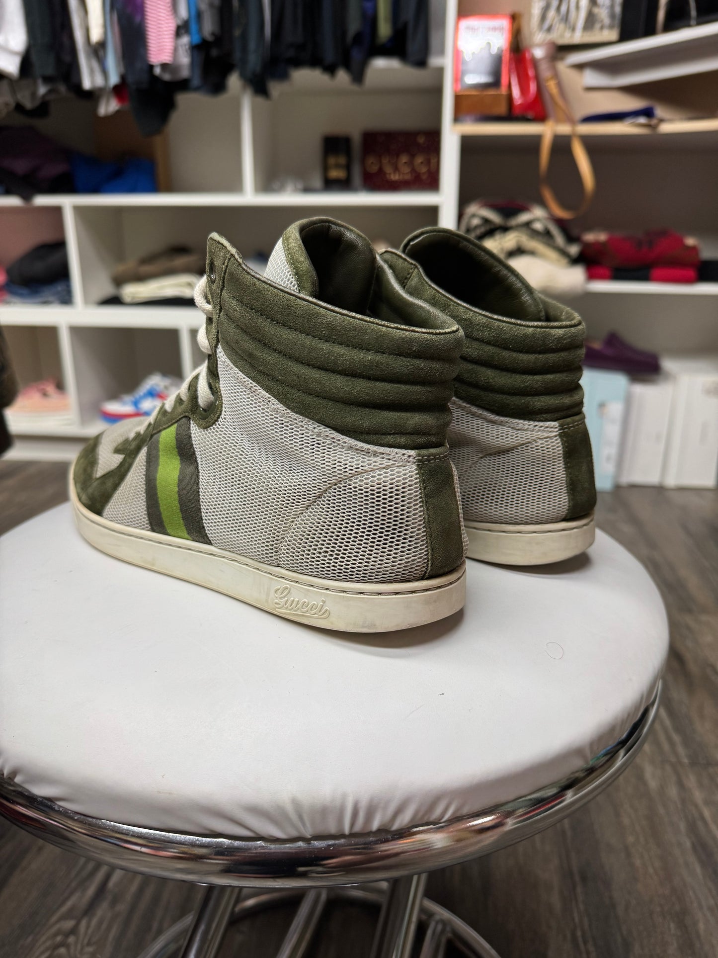 GUCCI SUEDE/MESH DAPPER HI-TOP SNEAKERS (41)